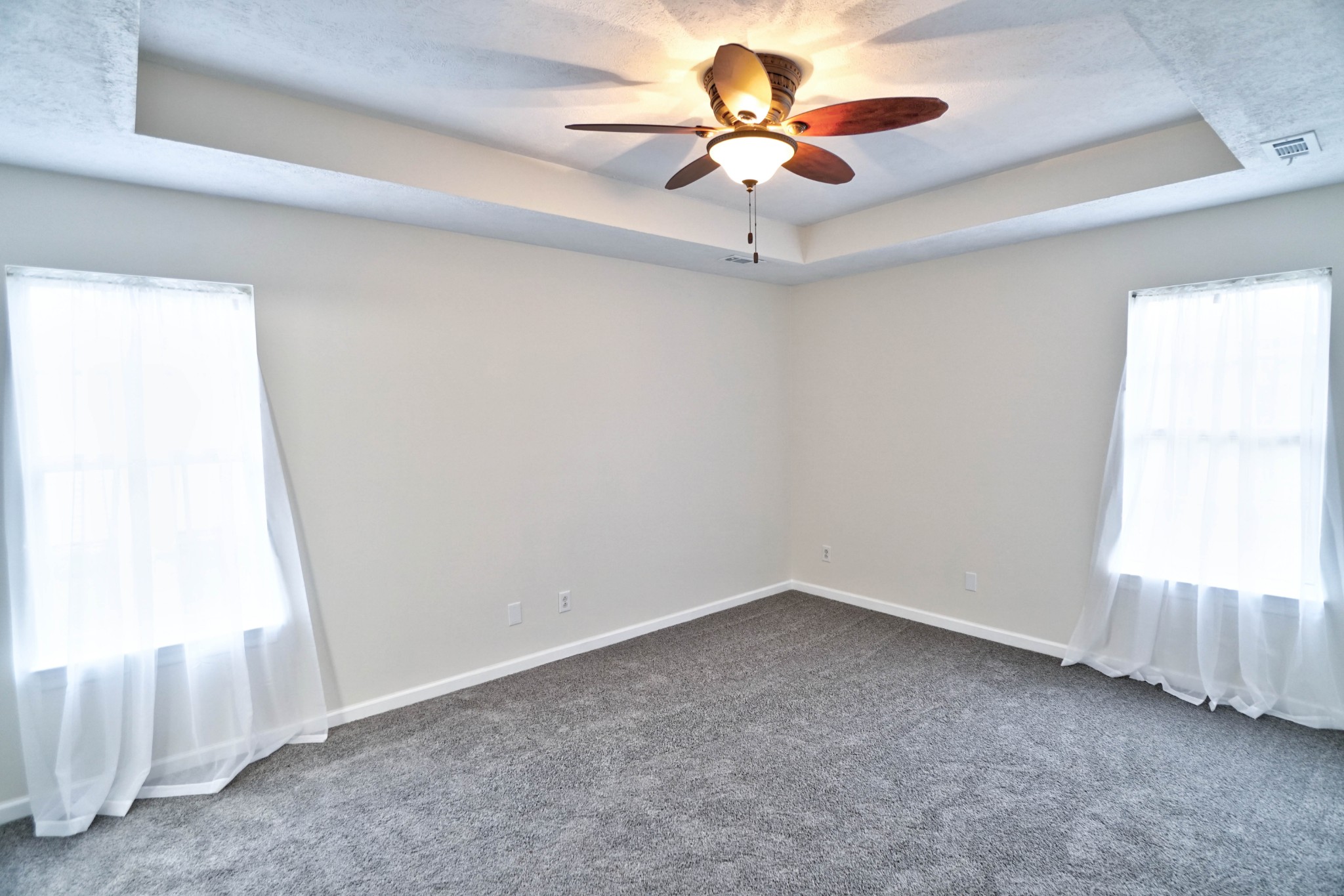 1202 Peachtree St Property Photo 11