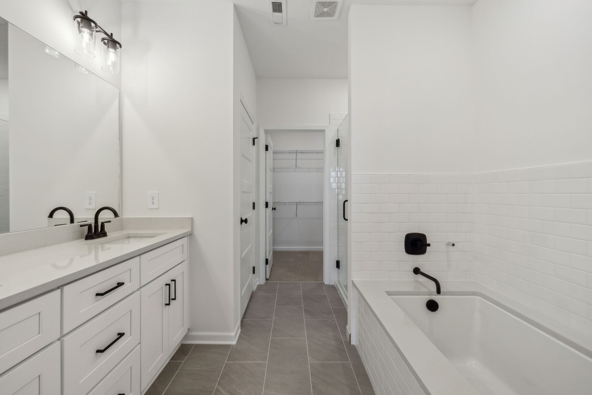 2800 Belle Meade Pl Property Photo 34