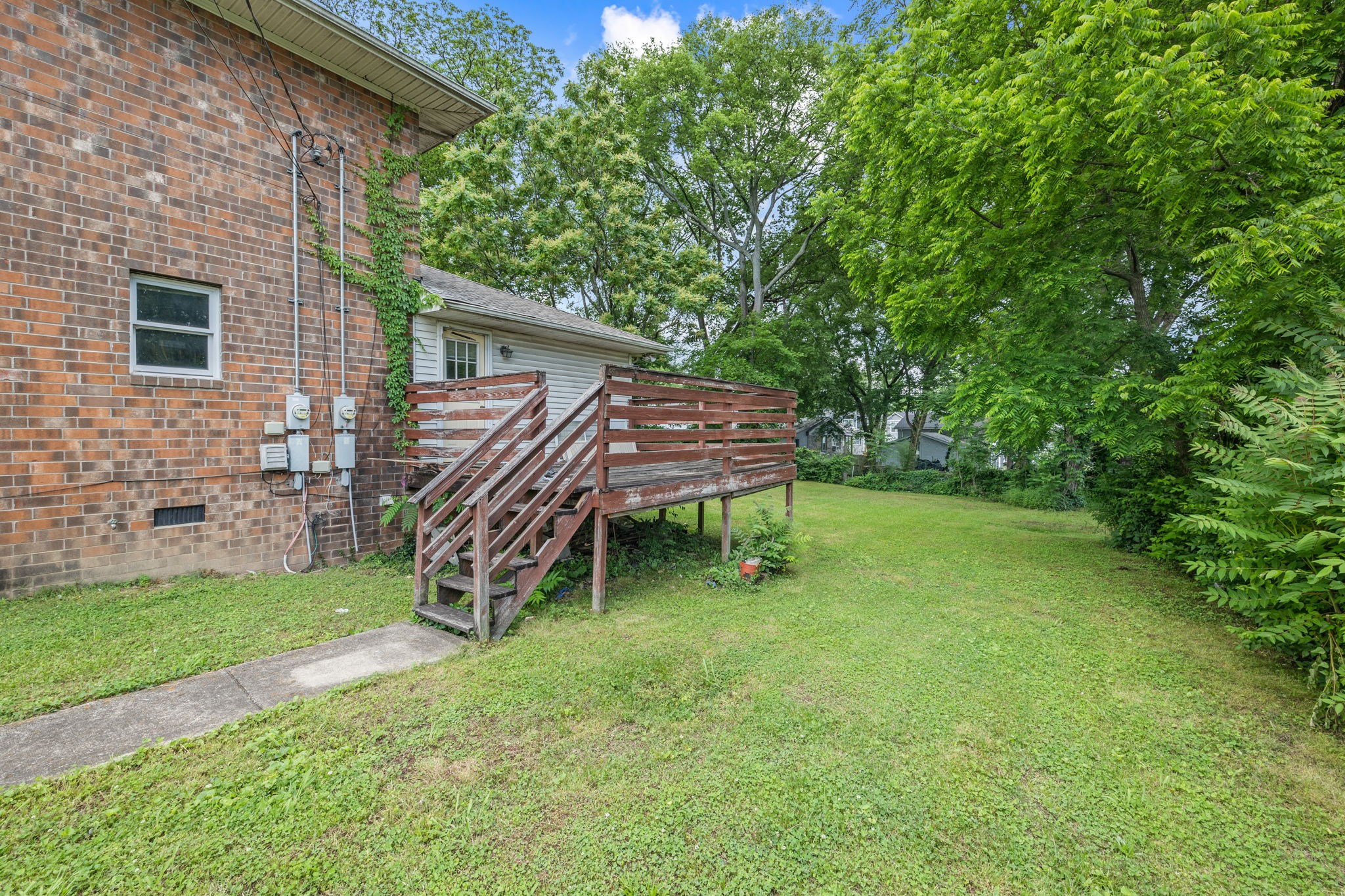 1700 Cass St Property Photo 2