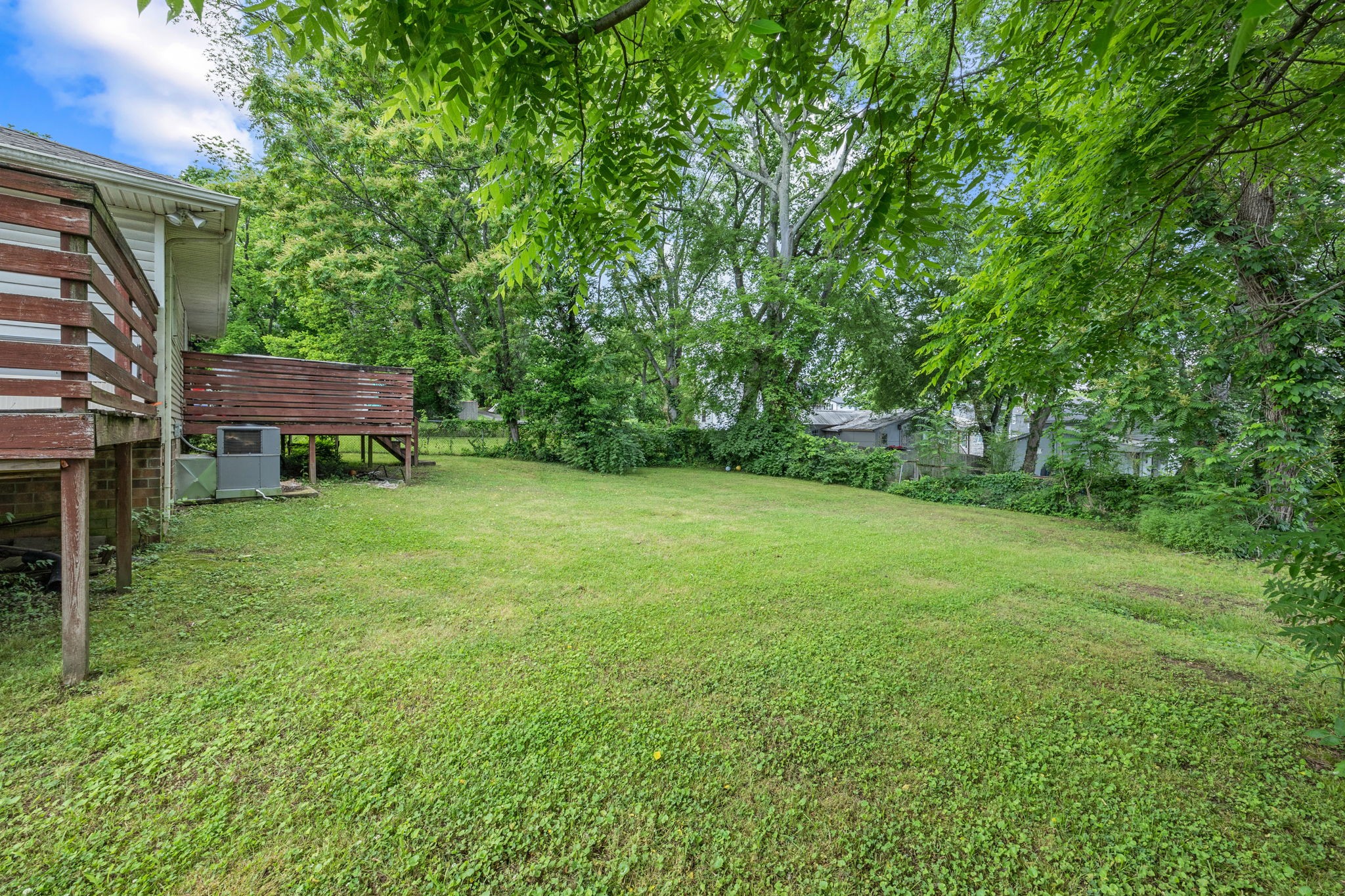 1700 Cass St Property Photo 5