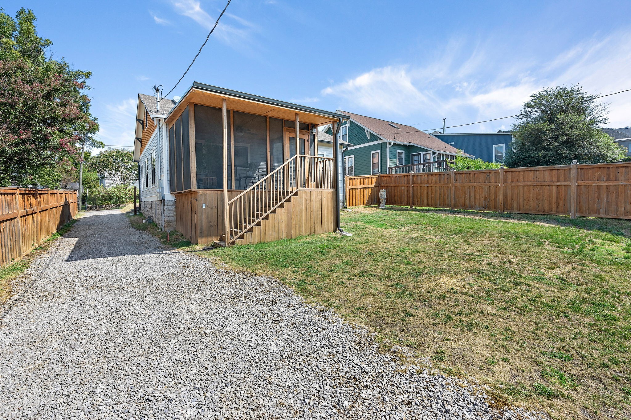 1414 Holly St Property Photo 29