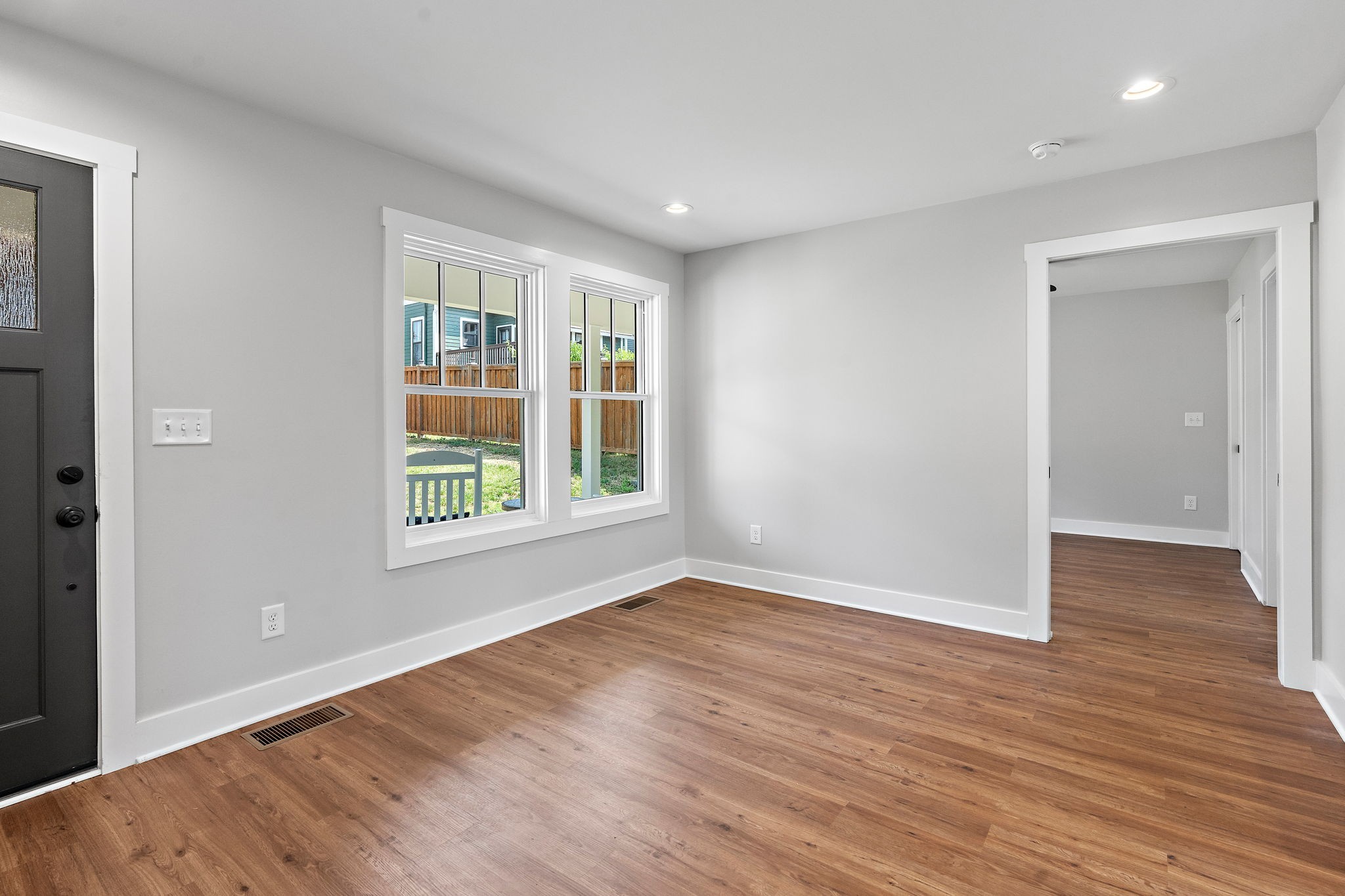 1414 Holly St Property Photo 34