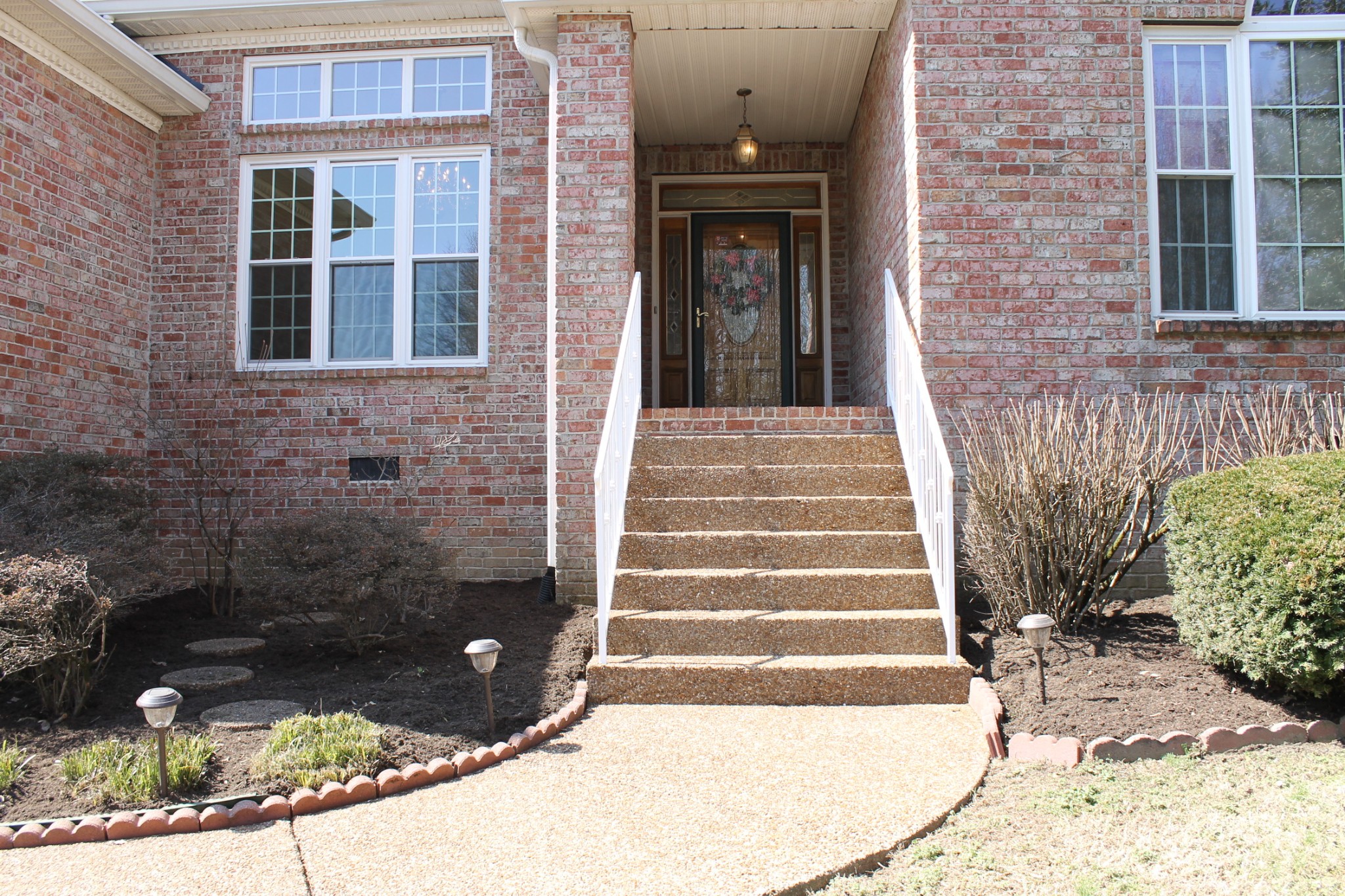 816 Loretta Dr Property Photo 3