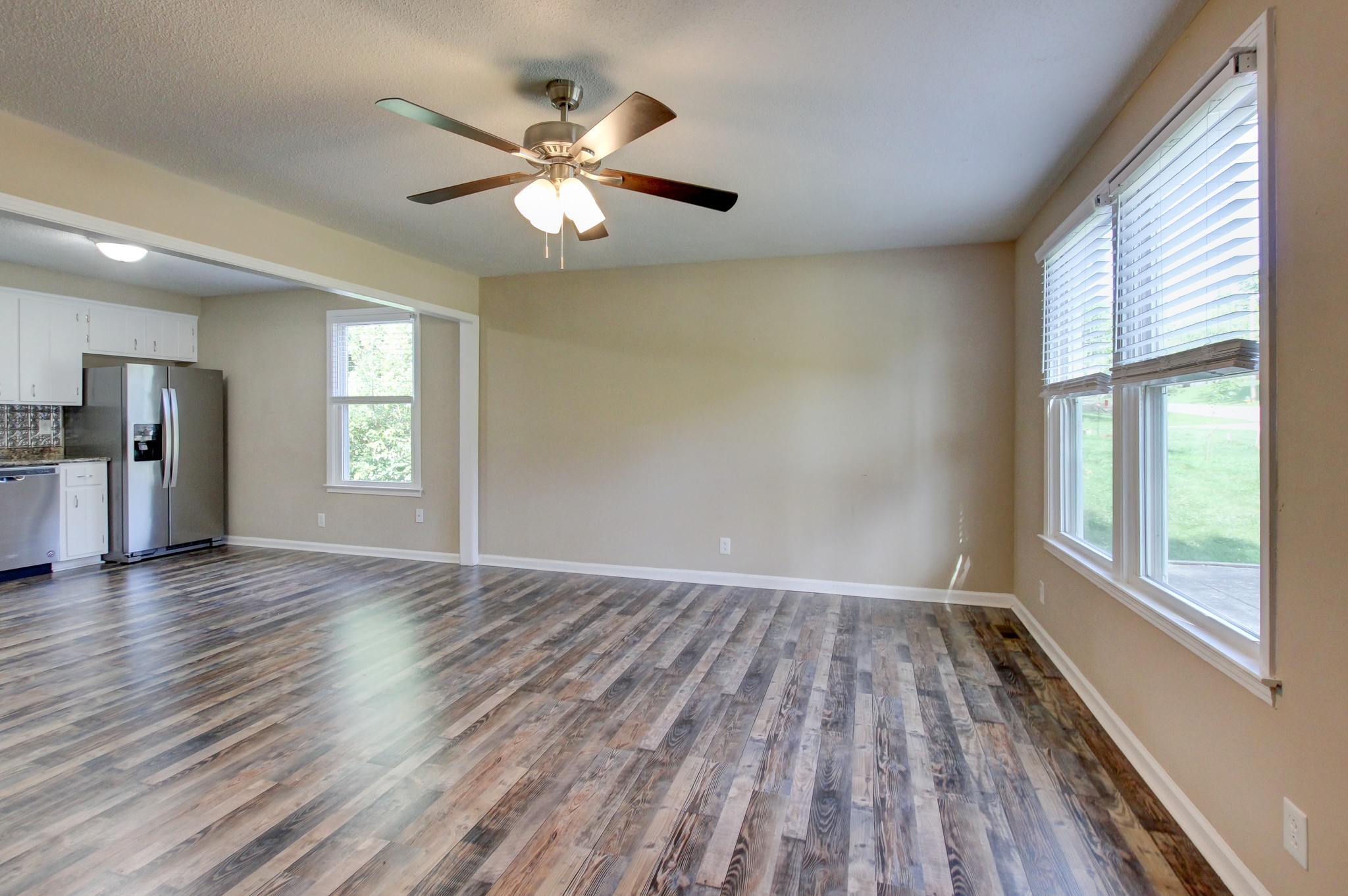 303 Grassland Dr Property Photo 7