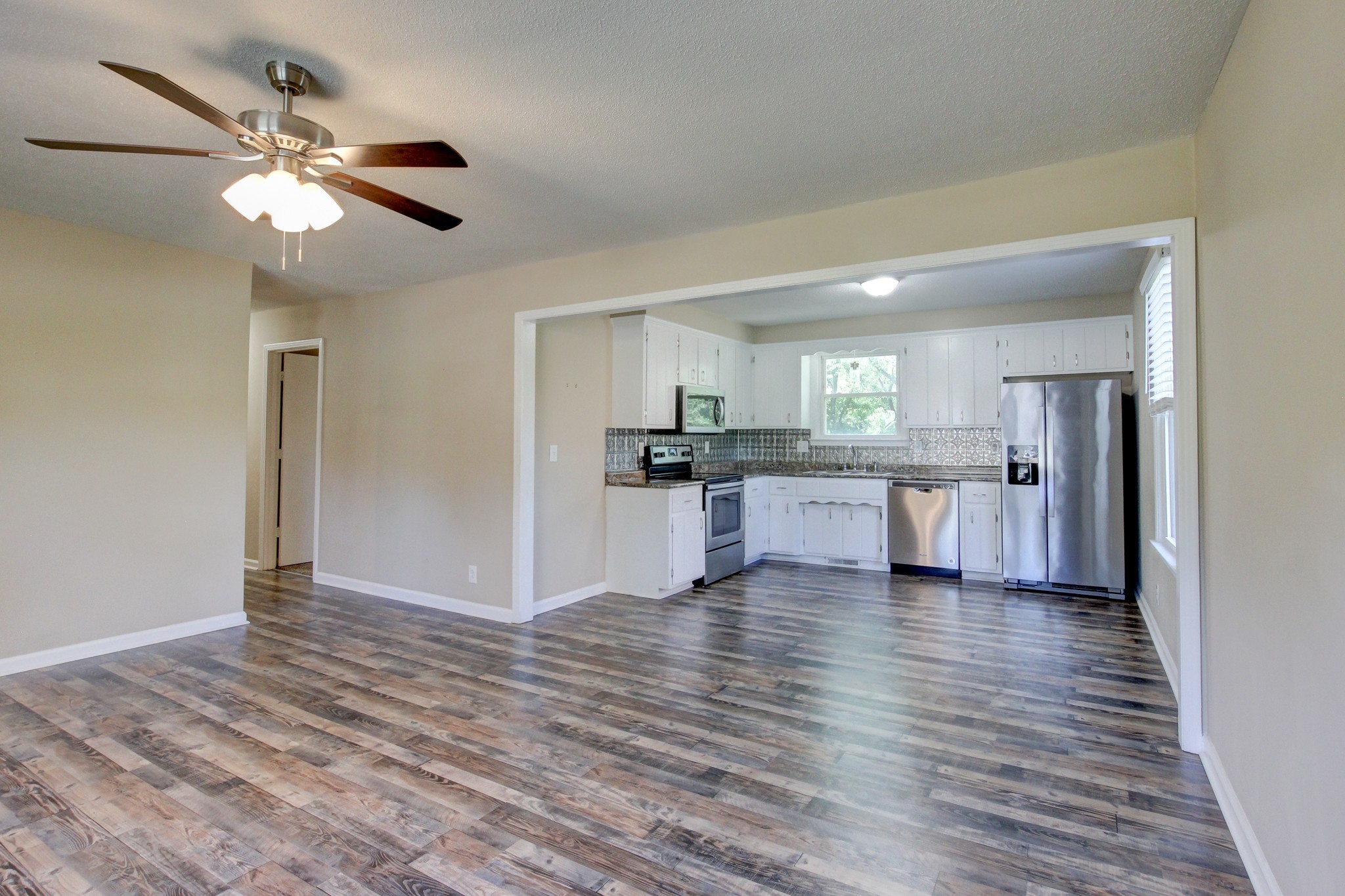 303 Grassland Dr Property Photo 12