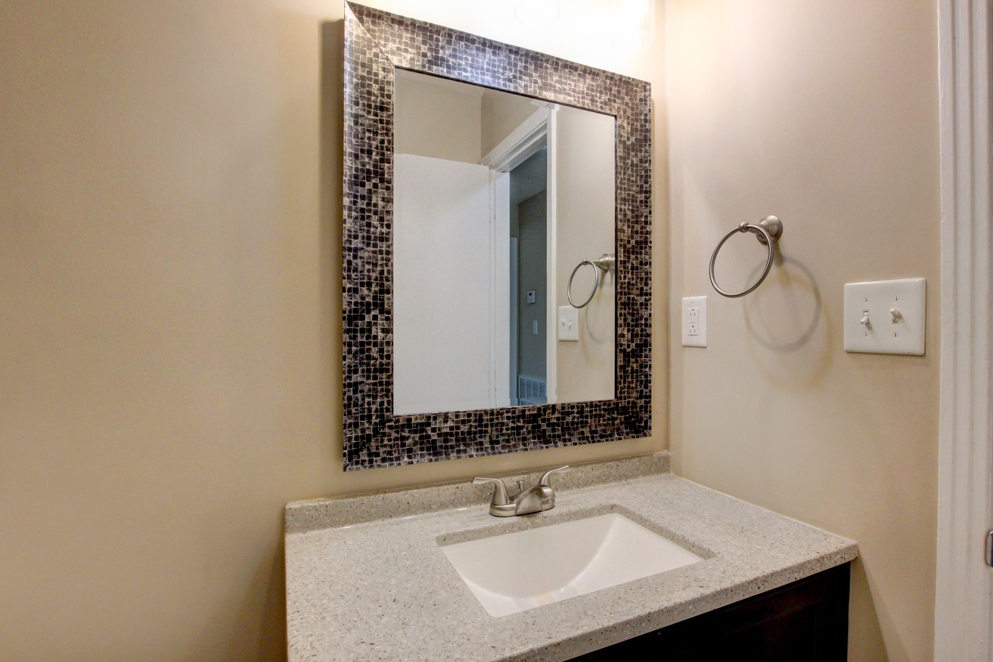 303 Grassland Dr Property Photo 24