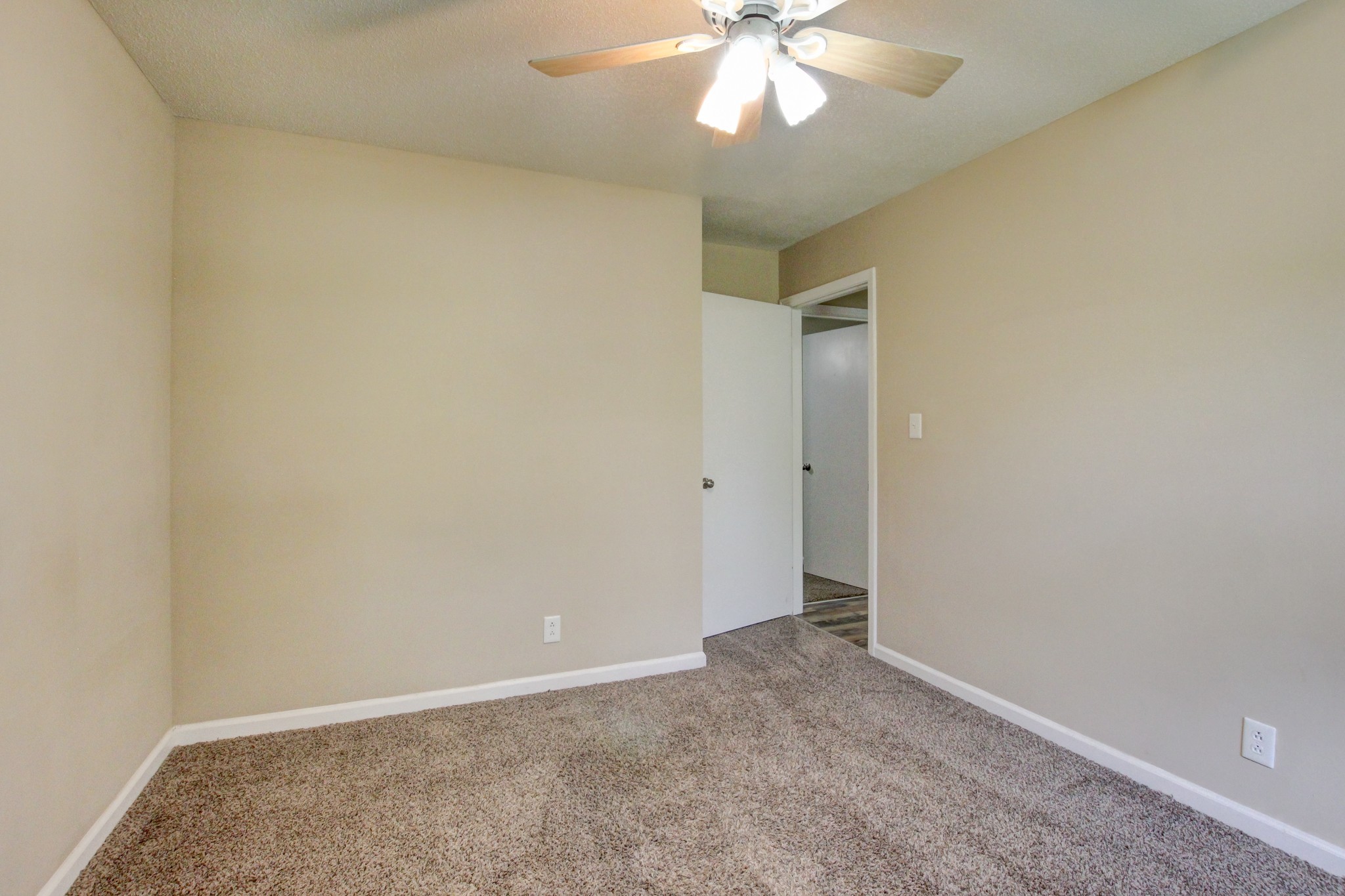 303 Grassland Dr Property Photo 35