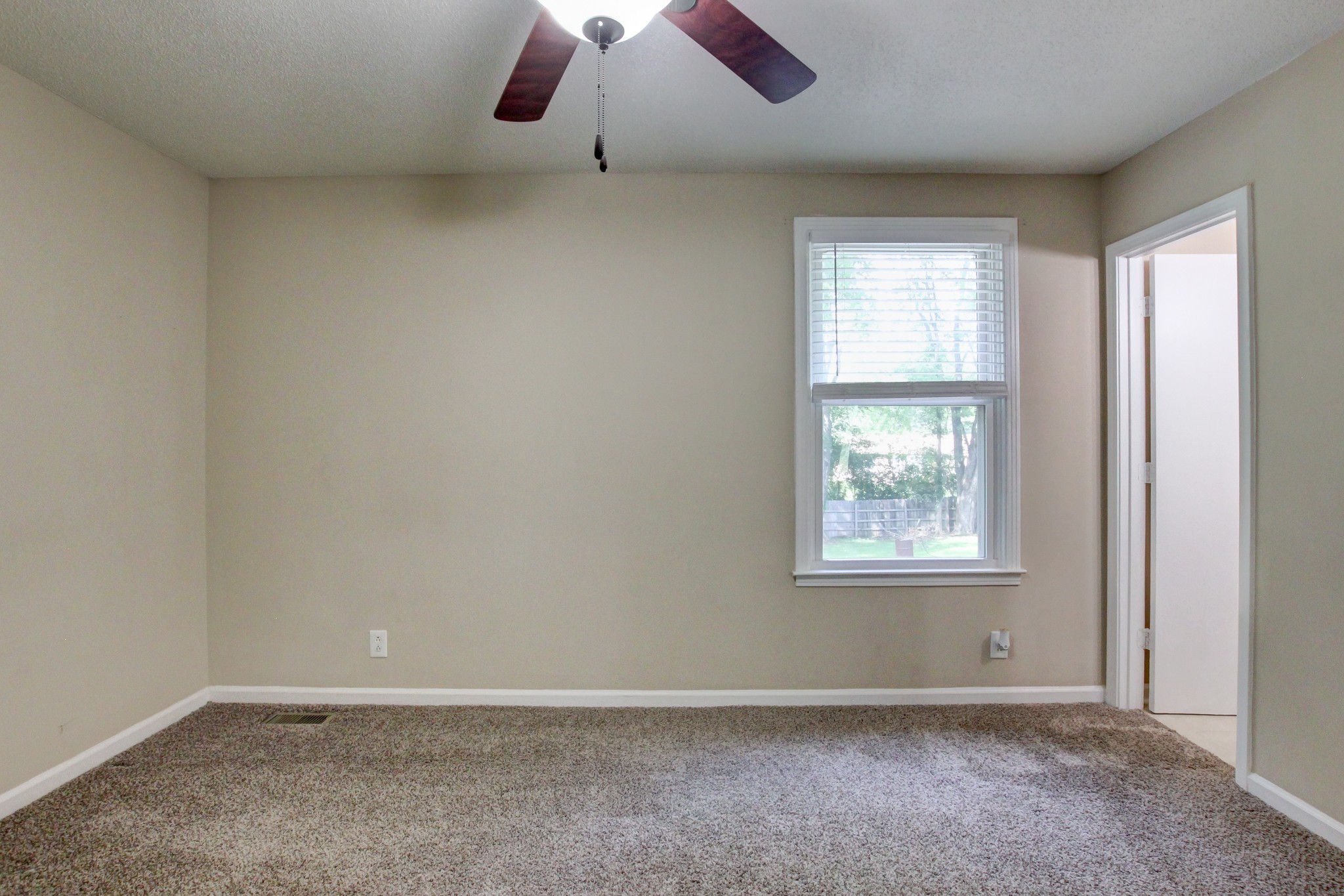 303 Grassland Dr Property Photo 37