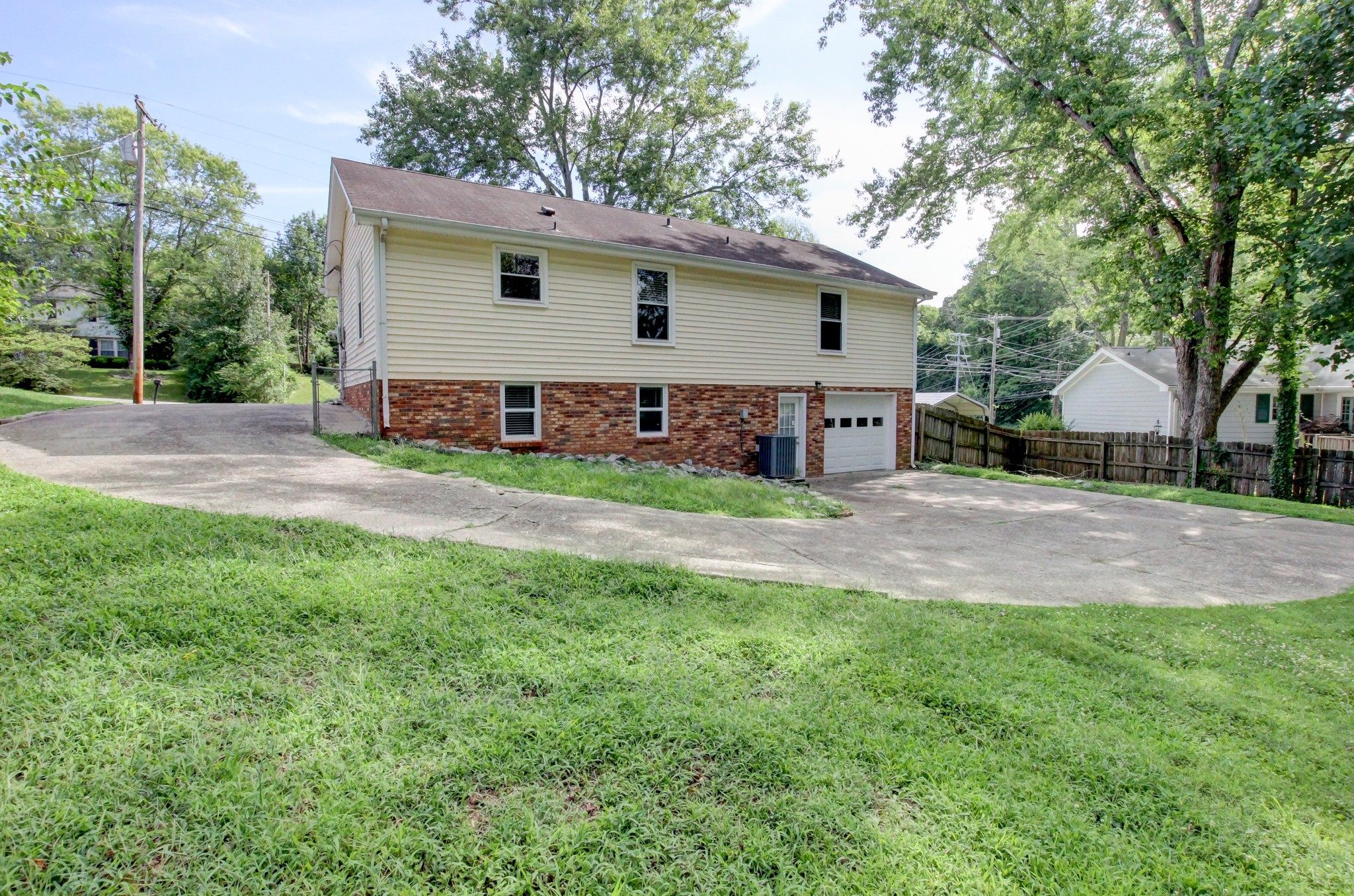 303 Grassland Dr Property Photo 57