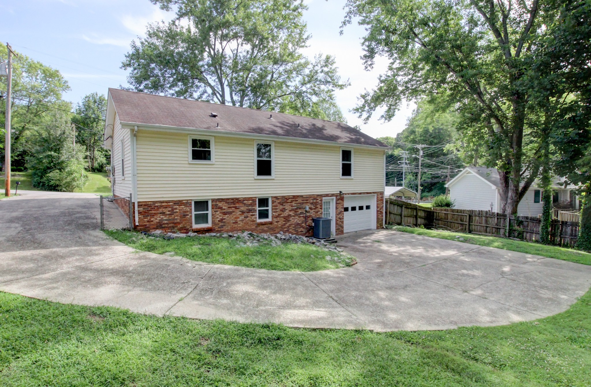 303 Grassland Dr Property Photo 58