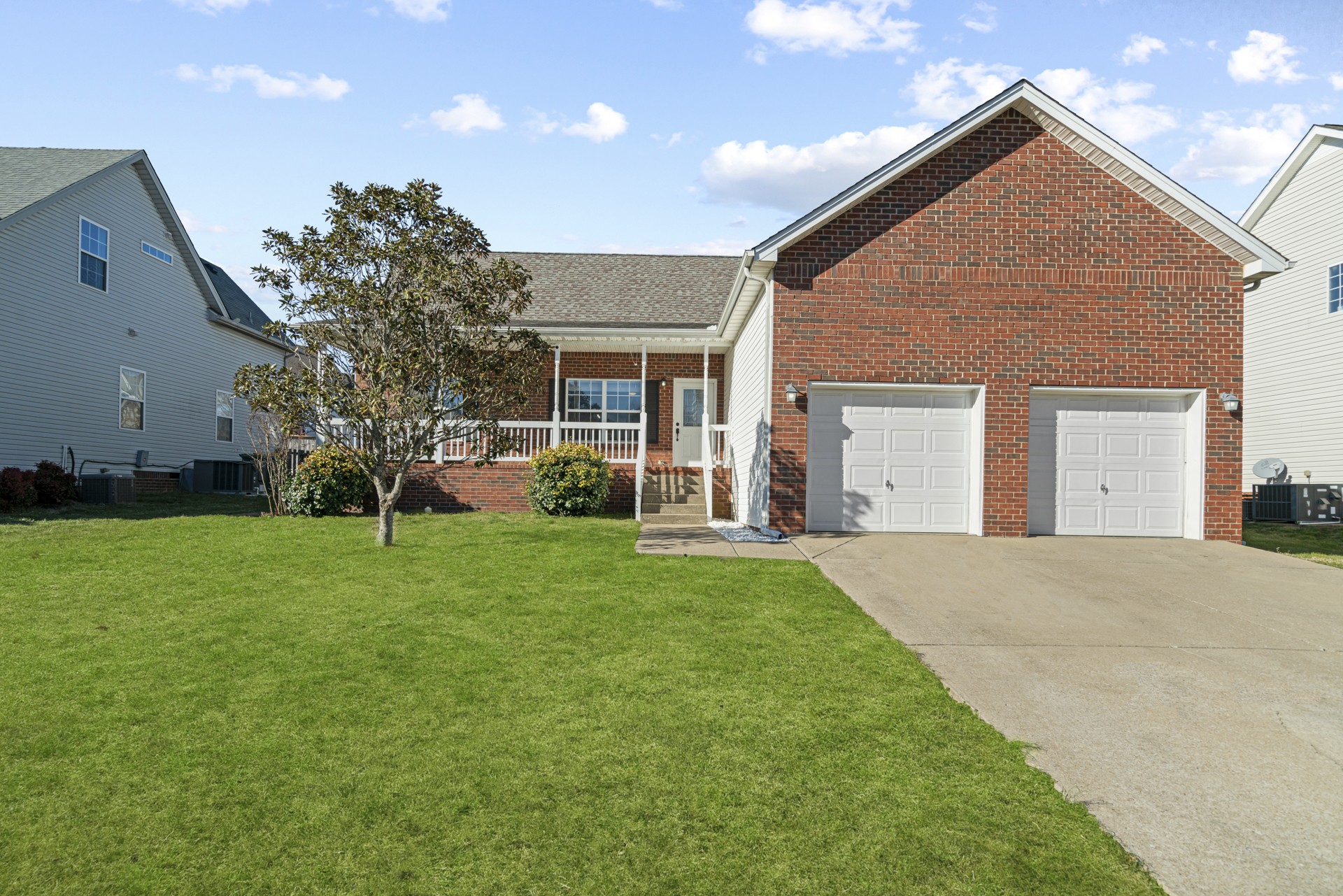 1405 Carmack Ln Property Photo 1