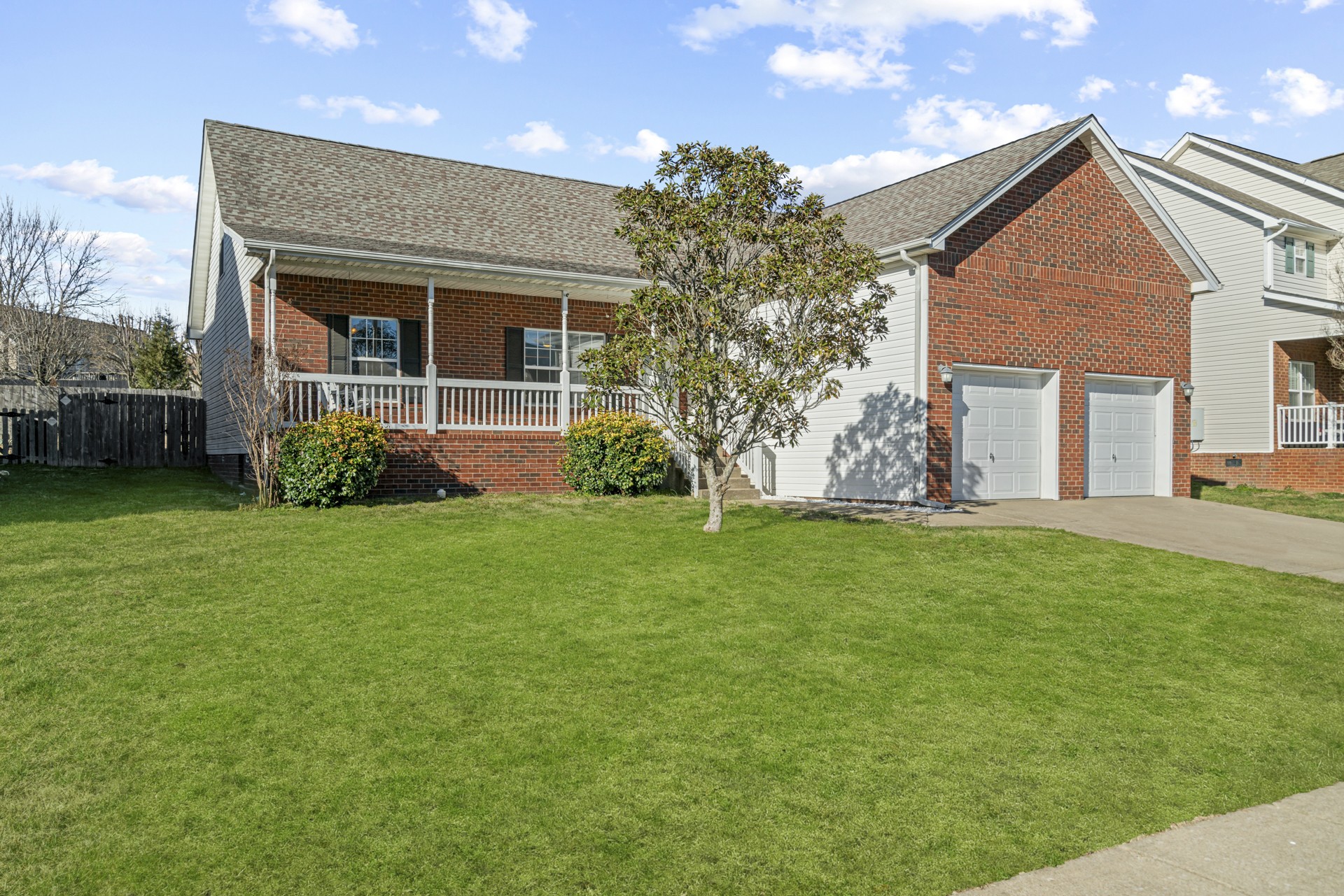 1405 Carmack Ln Property Photo 2