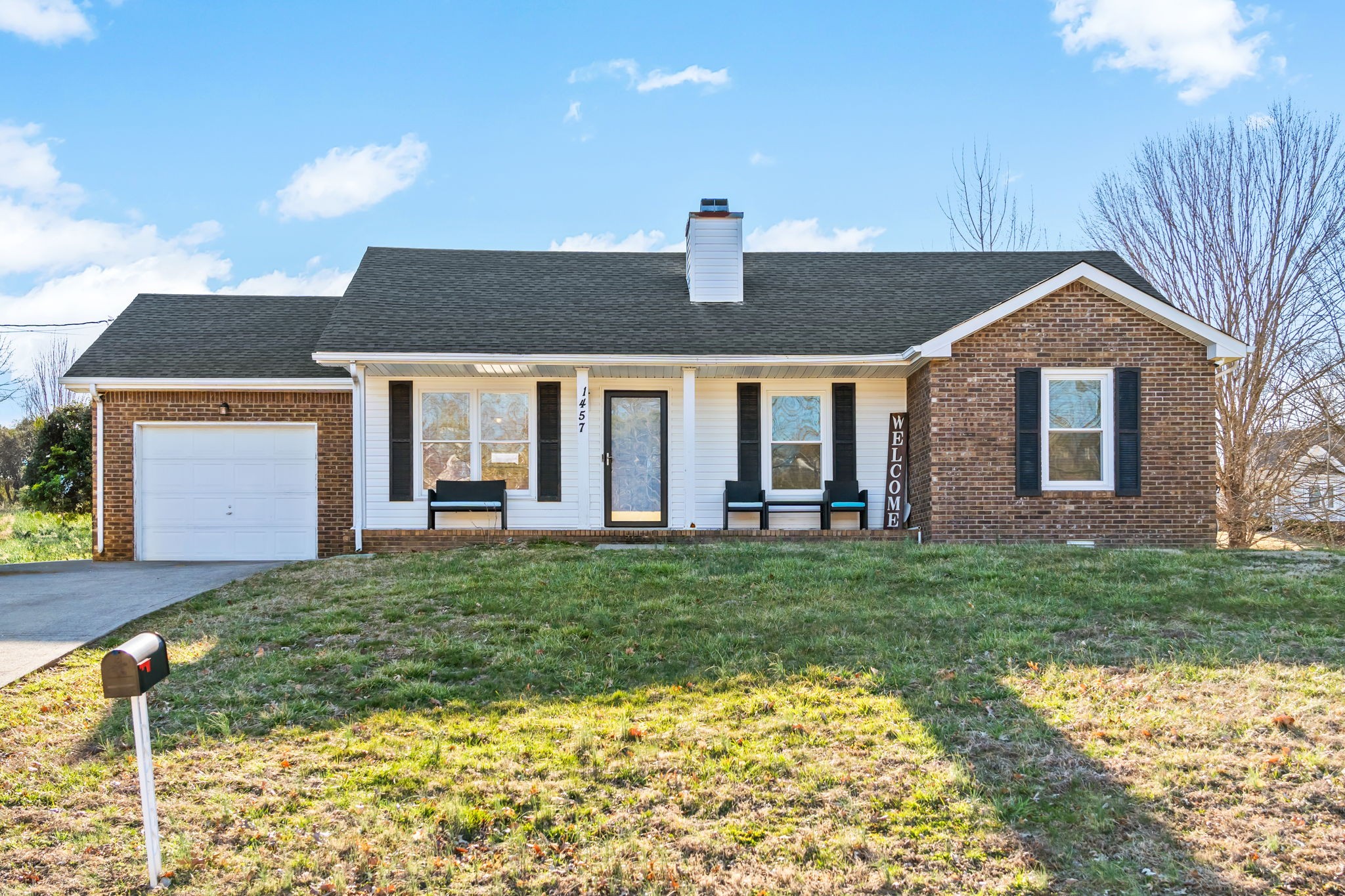 1457 Mcclardy Rd Property Photo 2