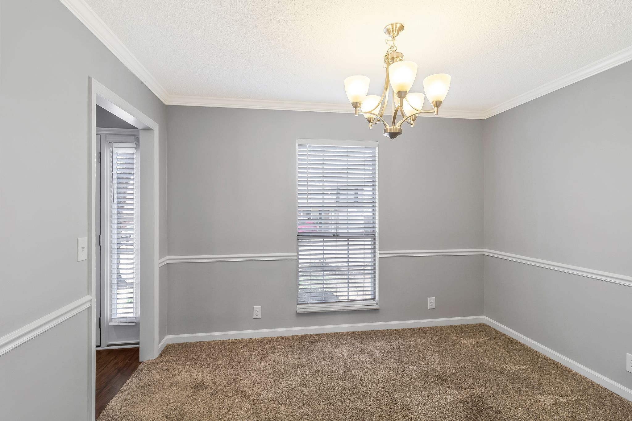 3301 Calais Cir Property Photo 19