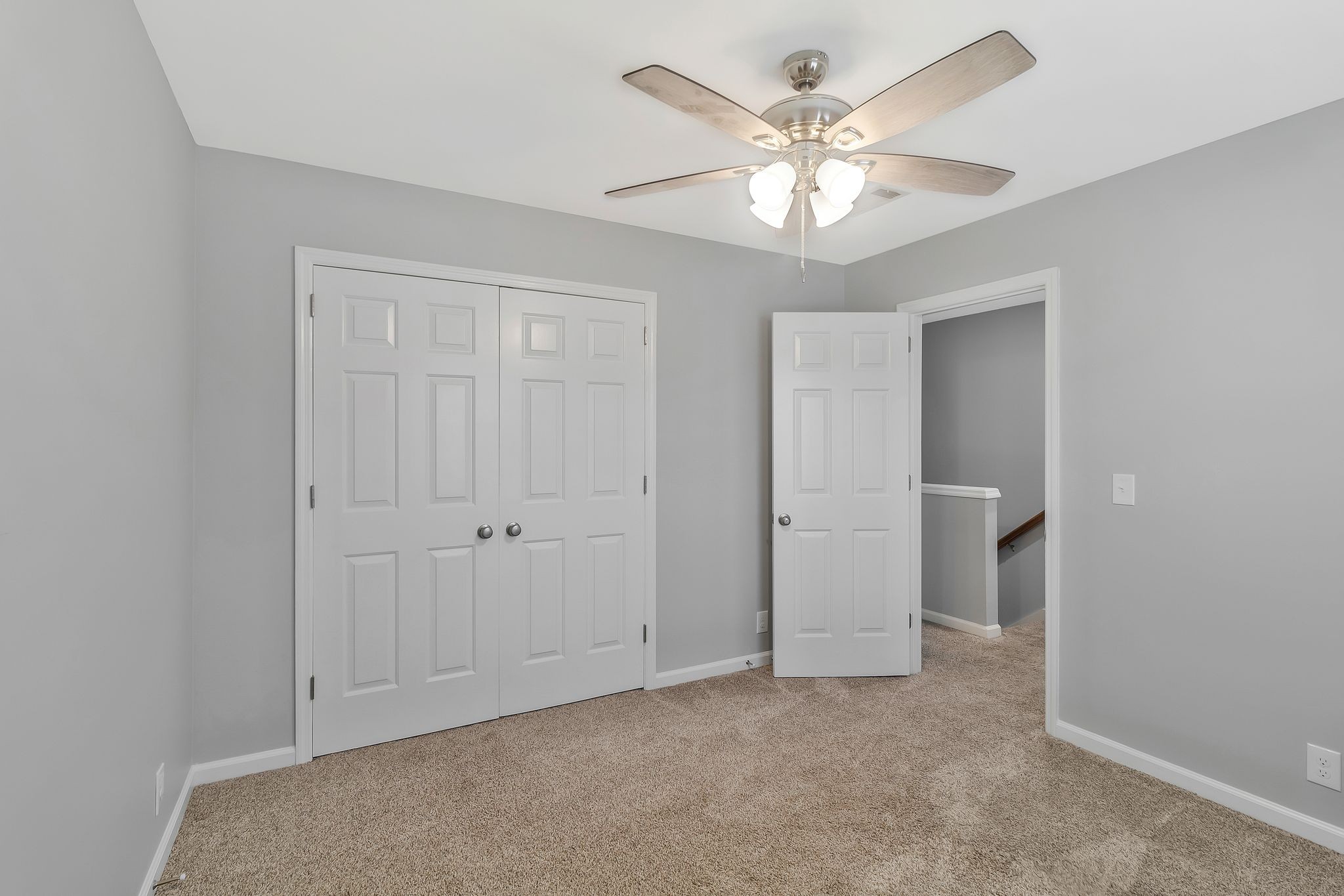 3301 Calais Cir Property Photo 27