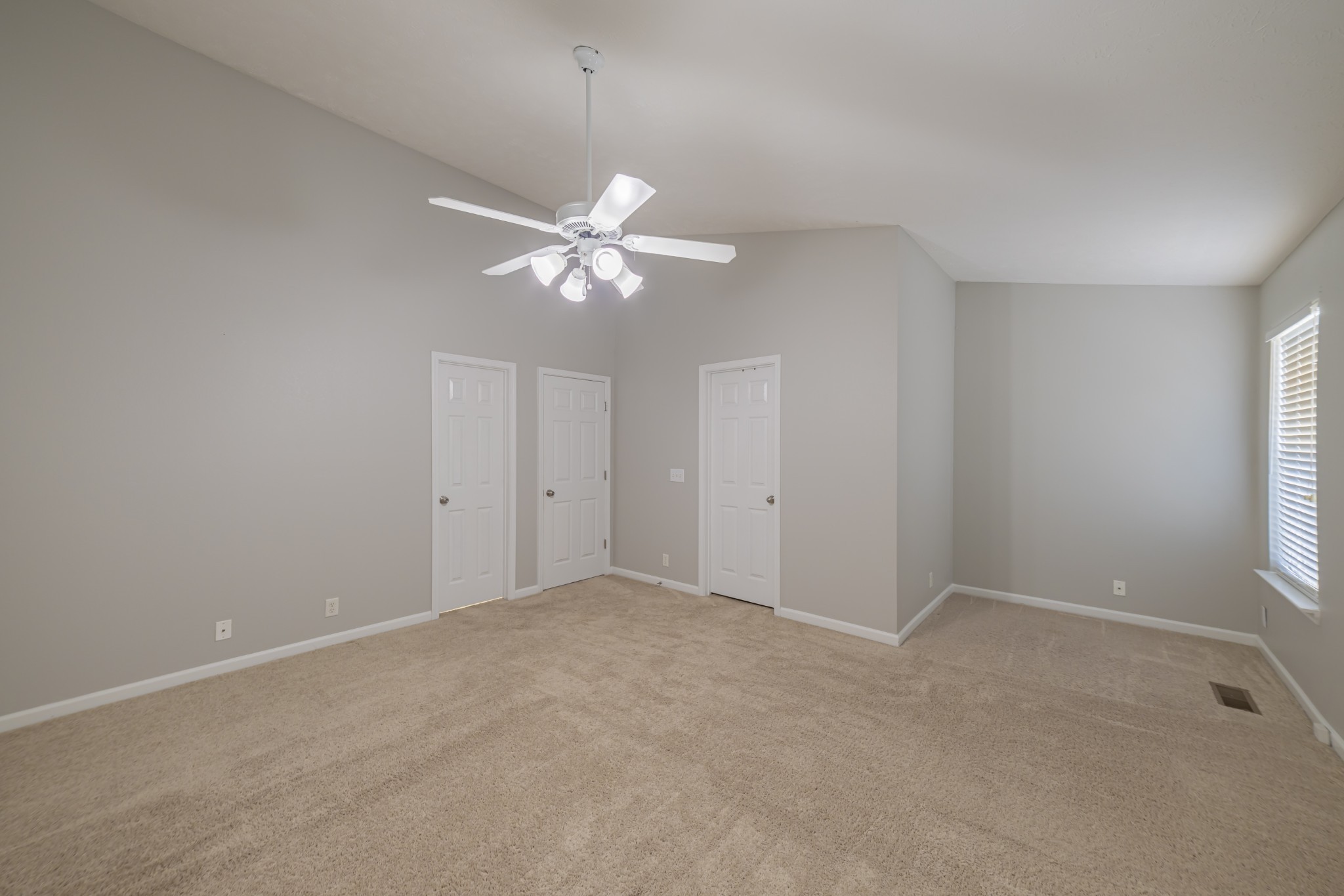 110 Wolverine Ct Property Photo 21