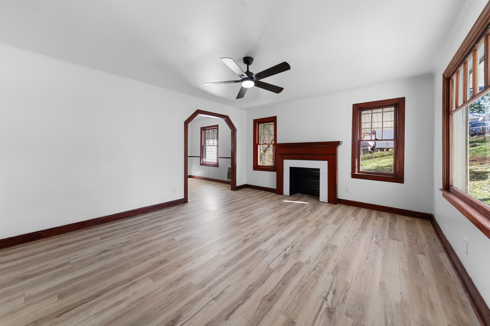 104 W Ward St Property Photo 14