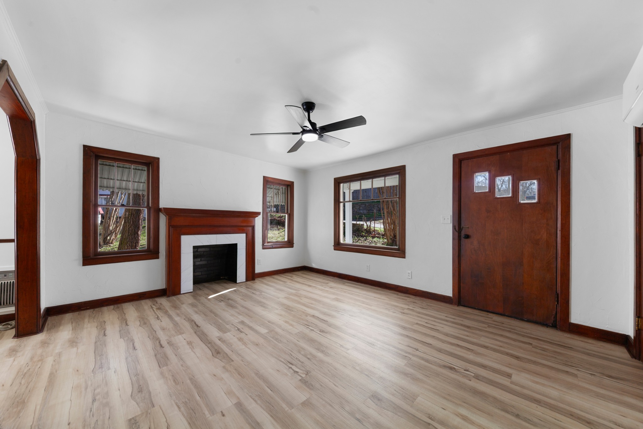 104 W Ward St Property Photo 15