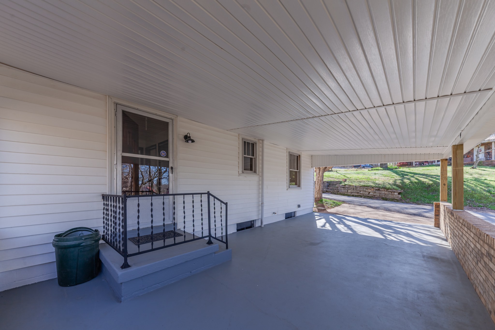 104 W Ward St Property Photo 58