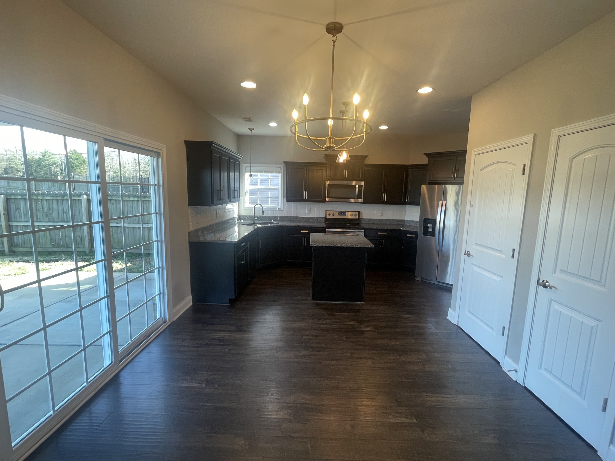 1008 Barnhill Rd Property Photo 17
