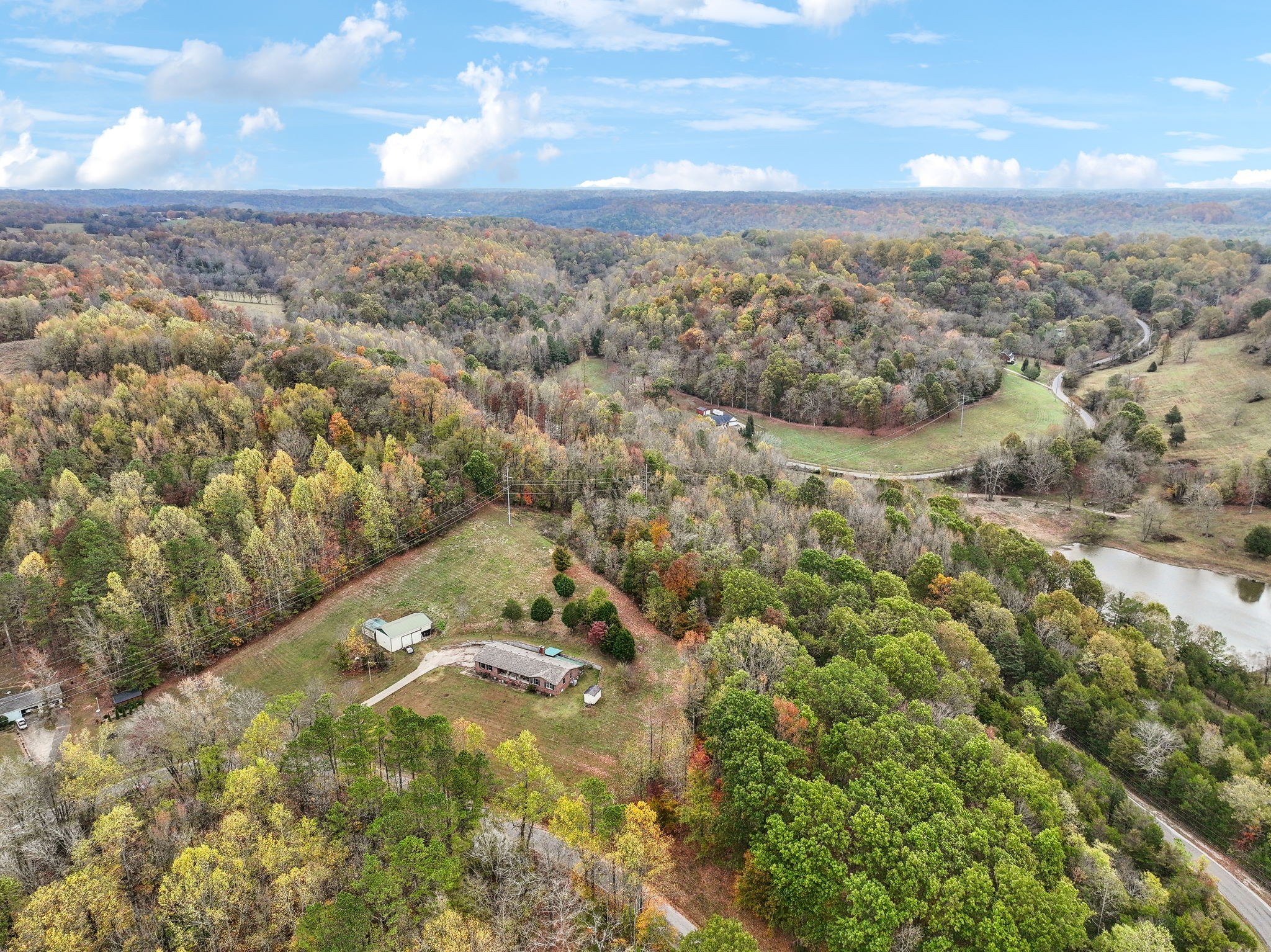 150 Cobb Ln Property Photo