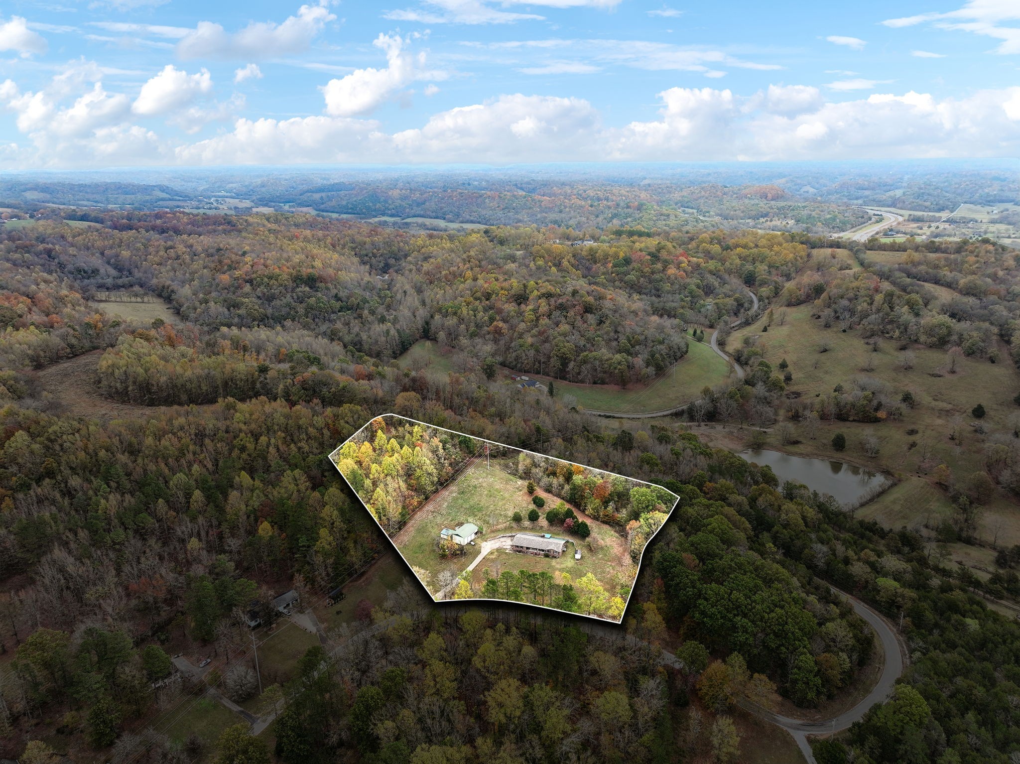 150 Cobb Ln Property Photo 6