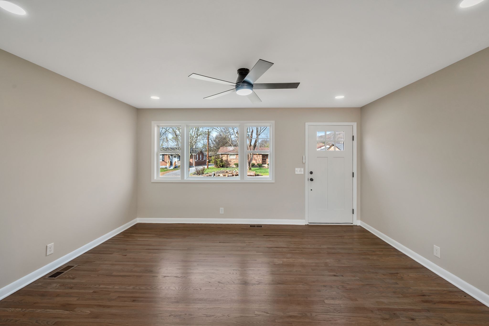 4024 Ames Dr Property Photo 14
