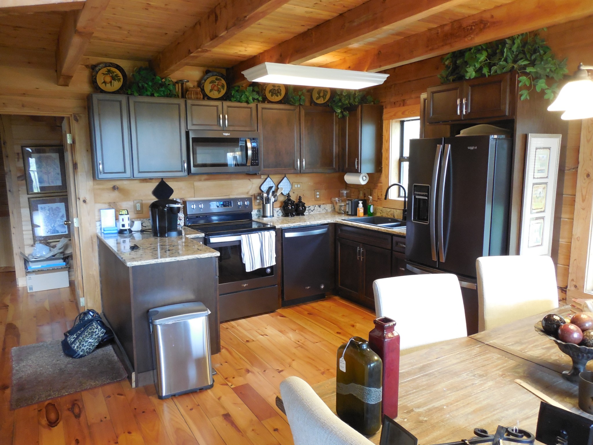 1728 Ridge Cliff Dr Property Photo 4