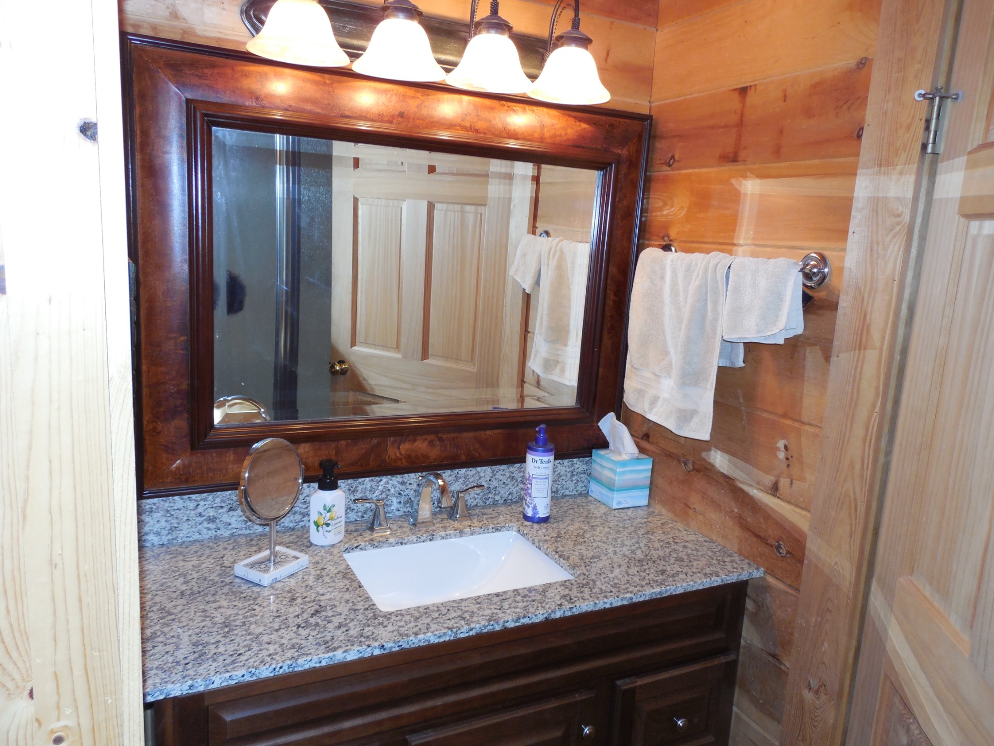 1728 Ridge Cliff Dr Property Photo 12
