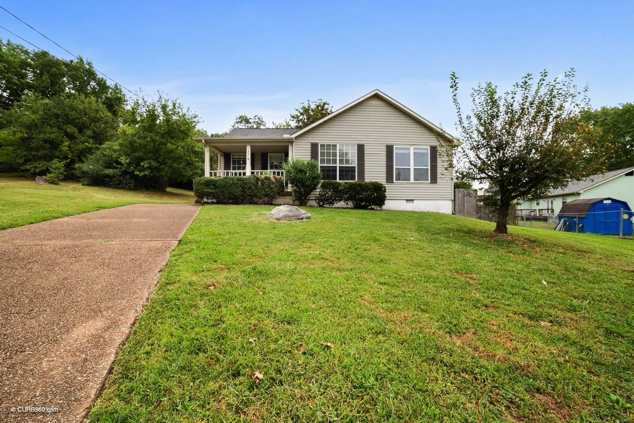104 Jacksons Retreat Ct Property Photo 2