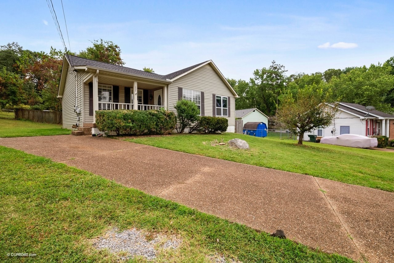 104 Jacksons Retreat Ct Property Photo 3