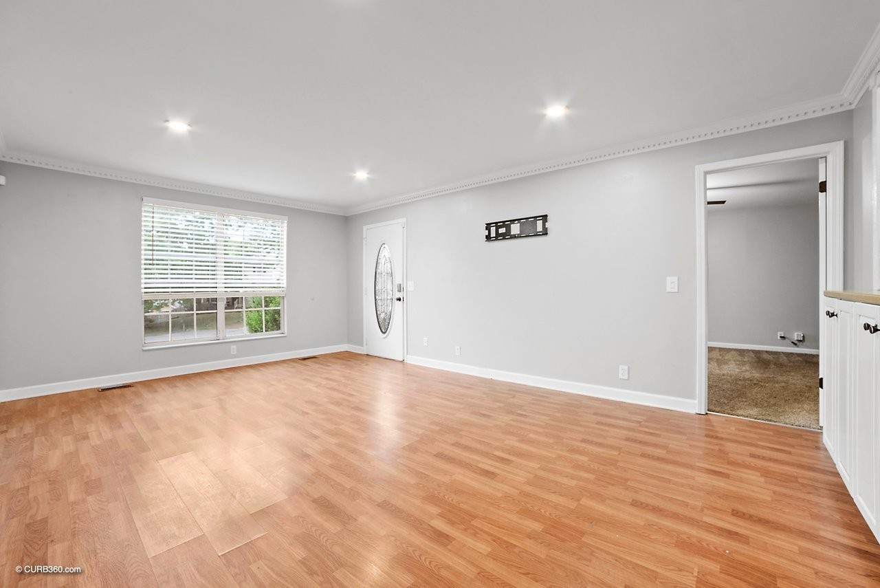 104 Jacksons Retreat Ct Property Photo 9
