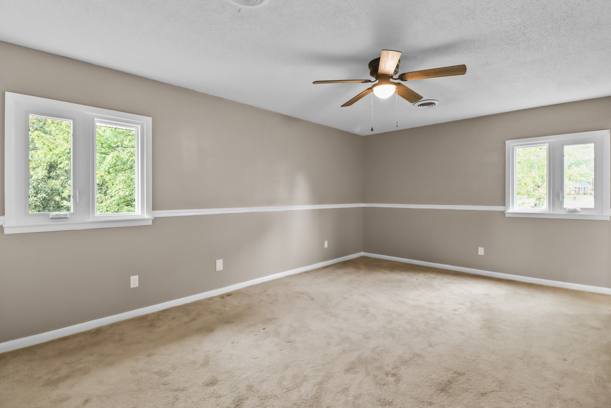 204 General Forrest Dr Property Photo 22