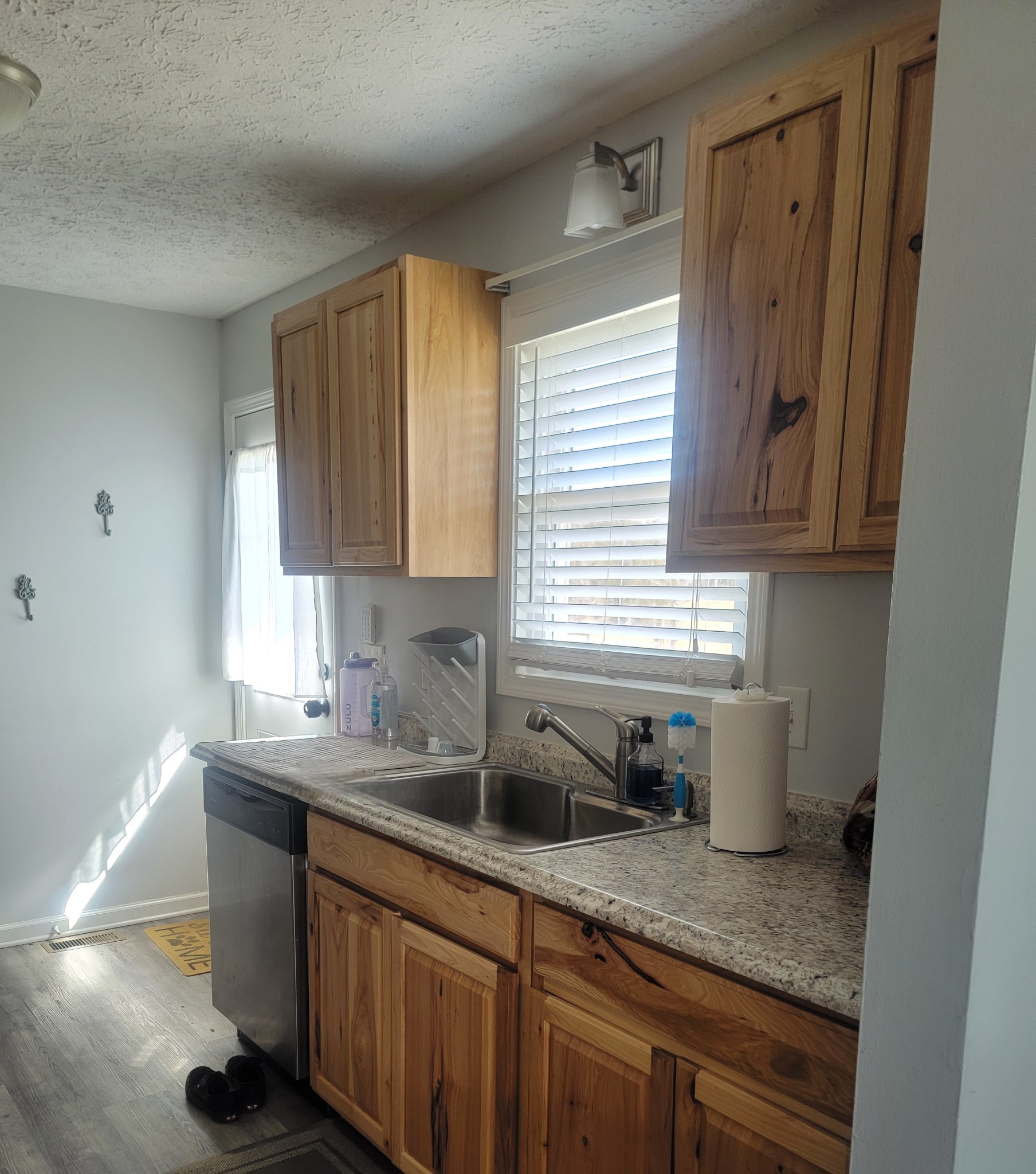 4024 Highship Rd Property Photo 6