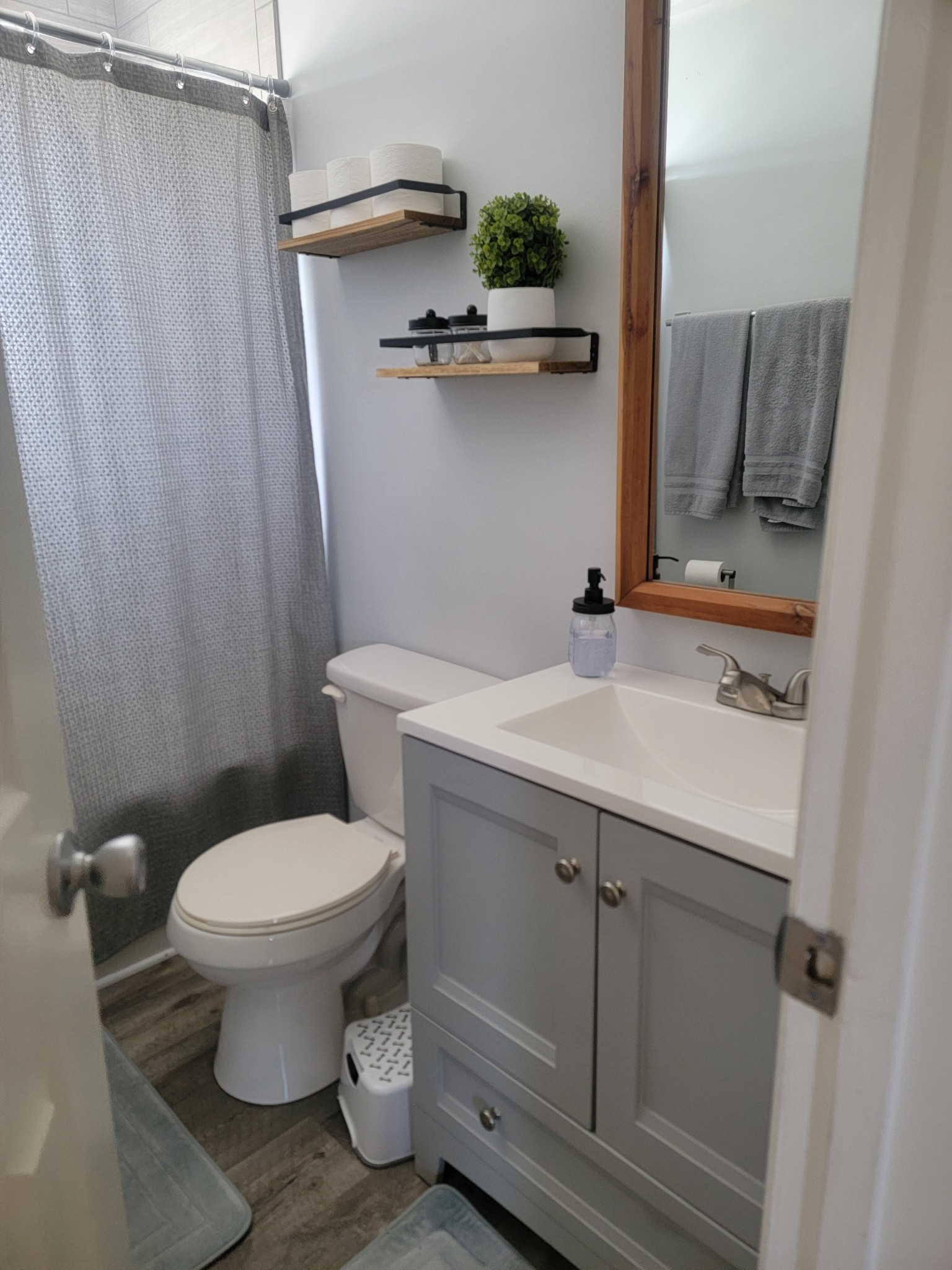 4024 Highship Rd Property Photo 7