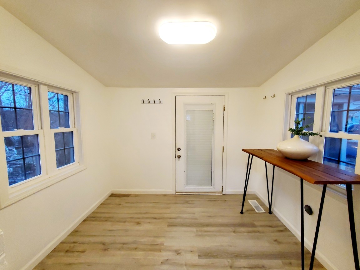 119 N Forrest Ave Property Photo 18