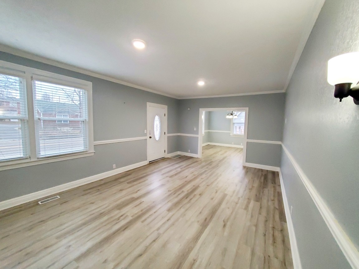 119 N Forrest Ave Property Photo 25