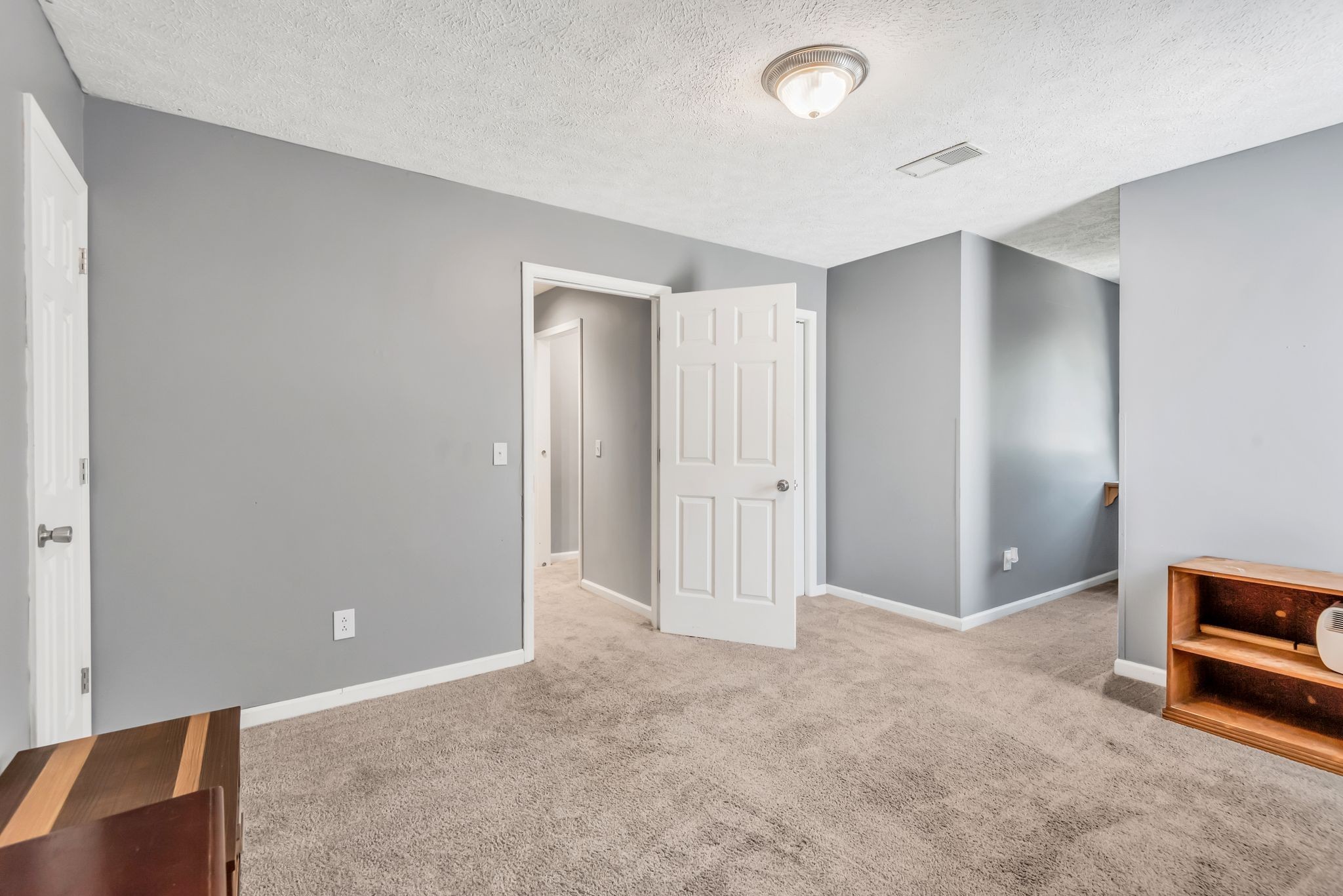 604 Steeplechase Ct Property Photo 39