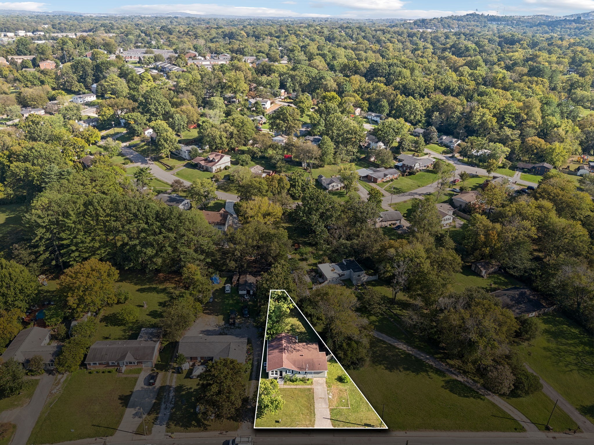 5012 Edmondson Pike Property Photo 47