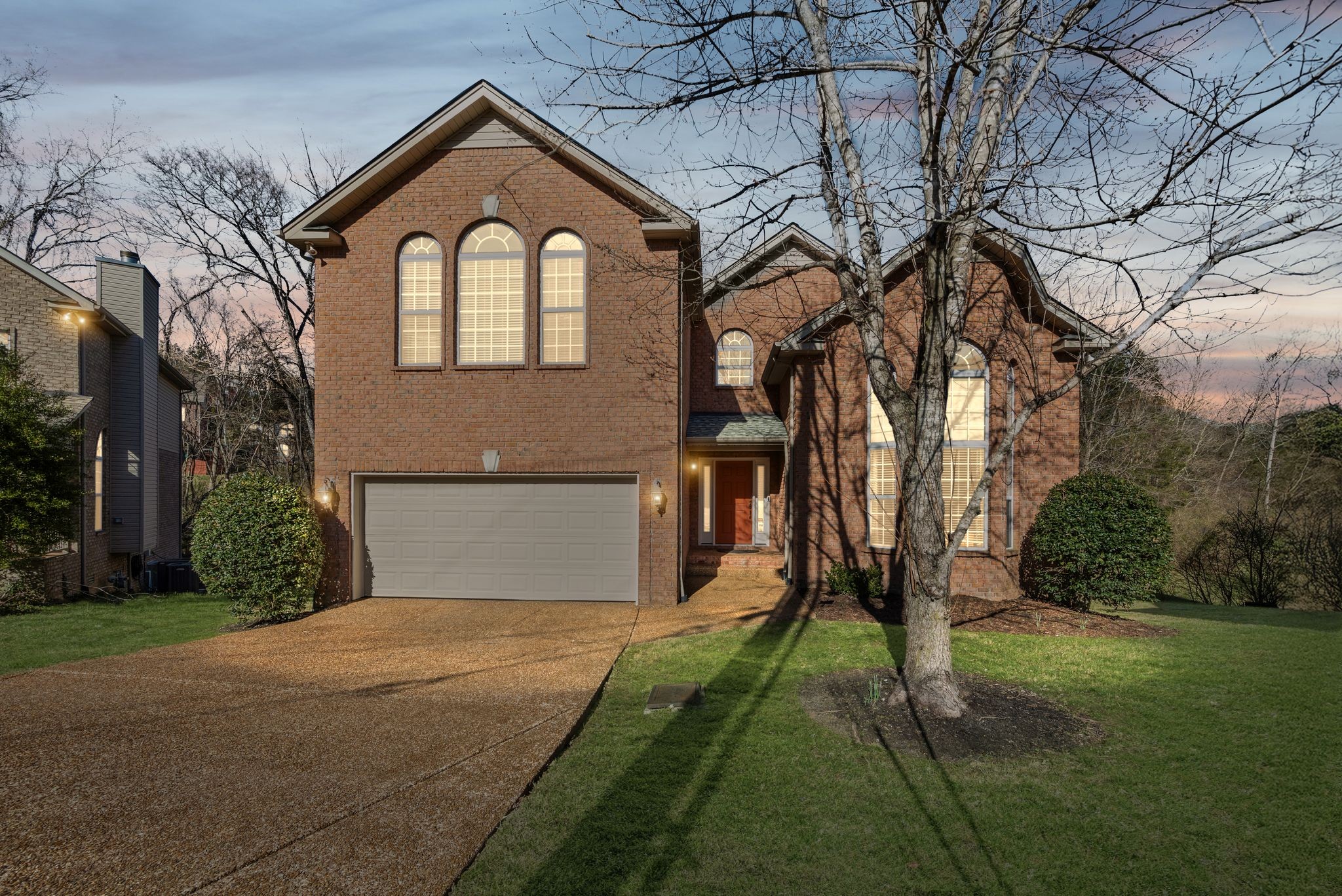 1153 Streamdale Pt, E Property Photo 1