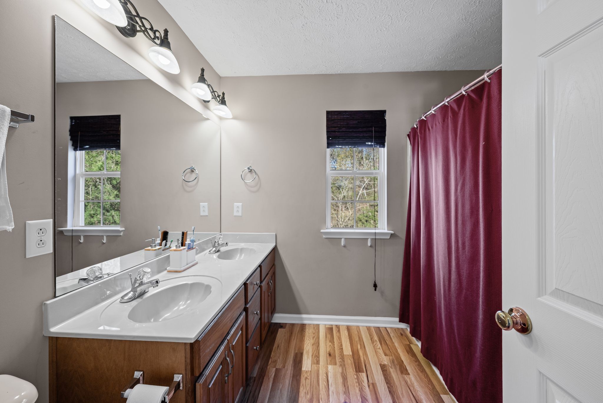 1153 Streamdale Pt, E Property Photo 15