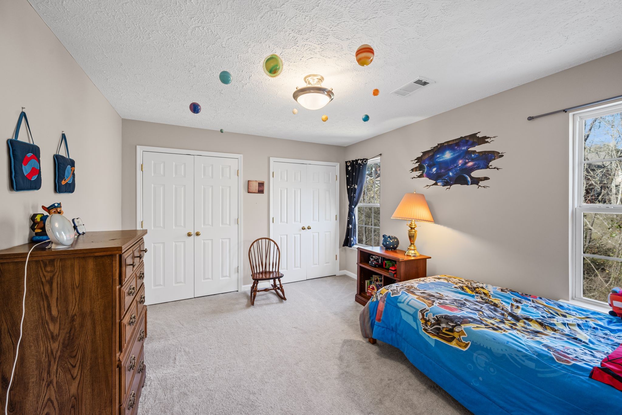 1153 Streamdale Pt, E Property Photo 16