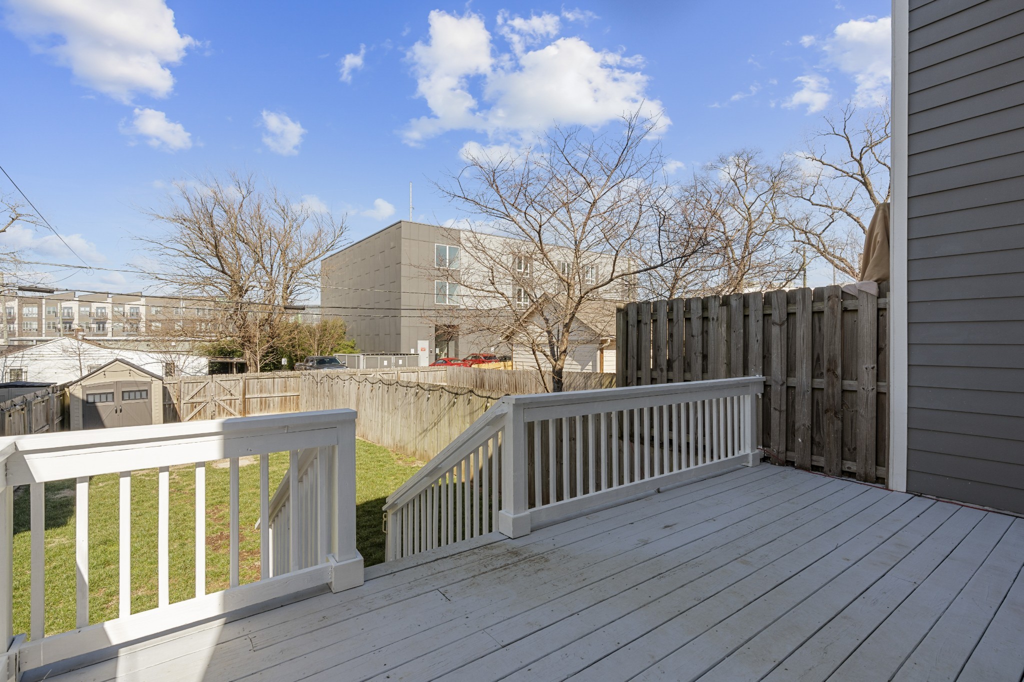 5414b California Ave Property Photo 4