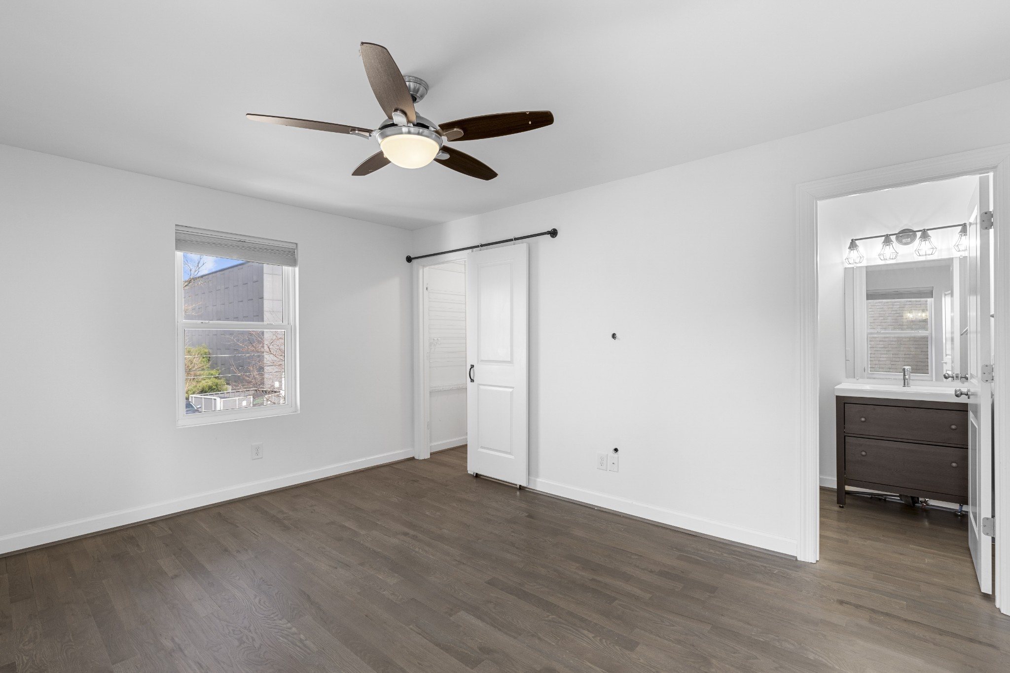 5414b California Ave Property Photo 30