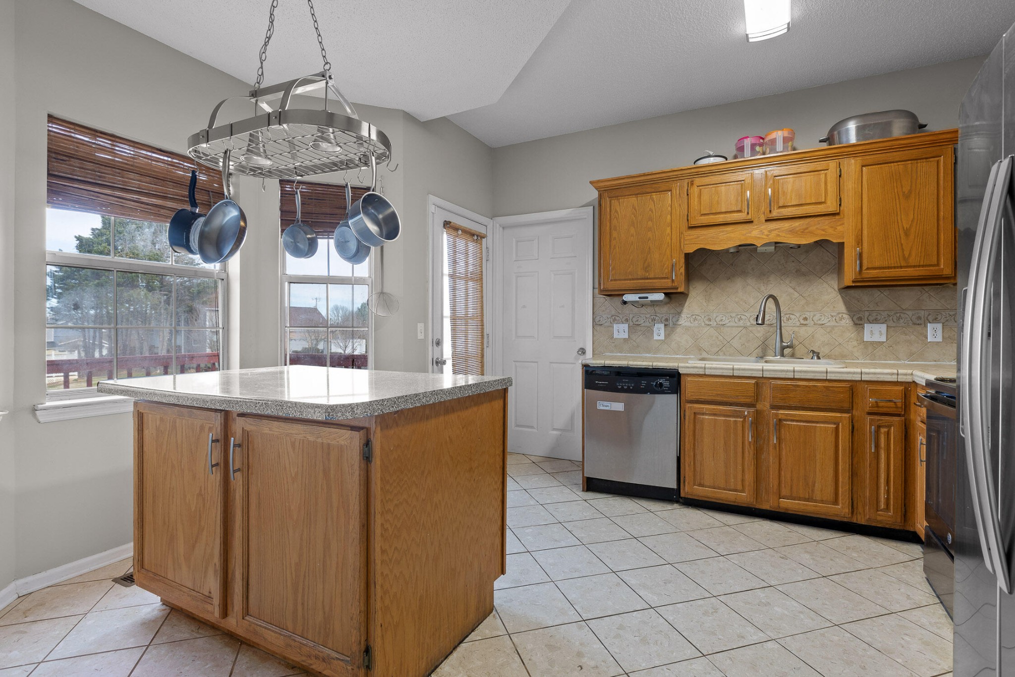 6103 Water Oak Lane Property Photo 12