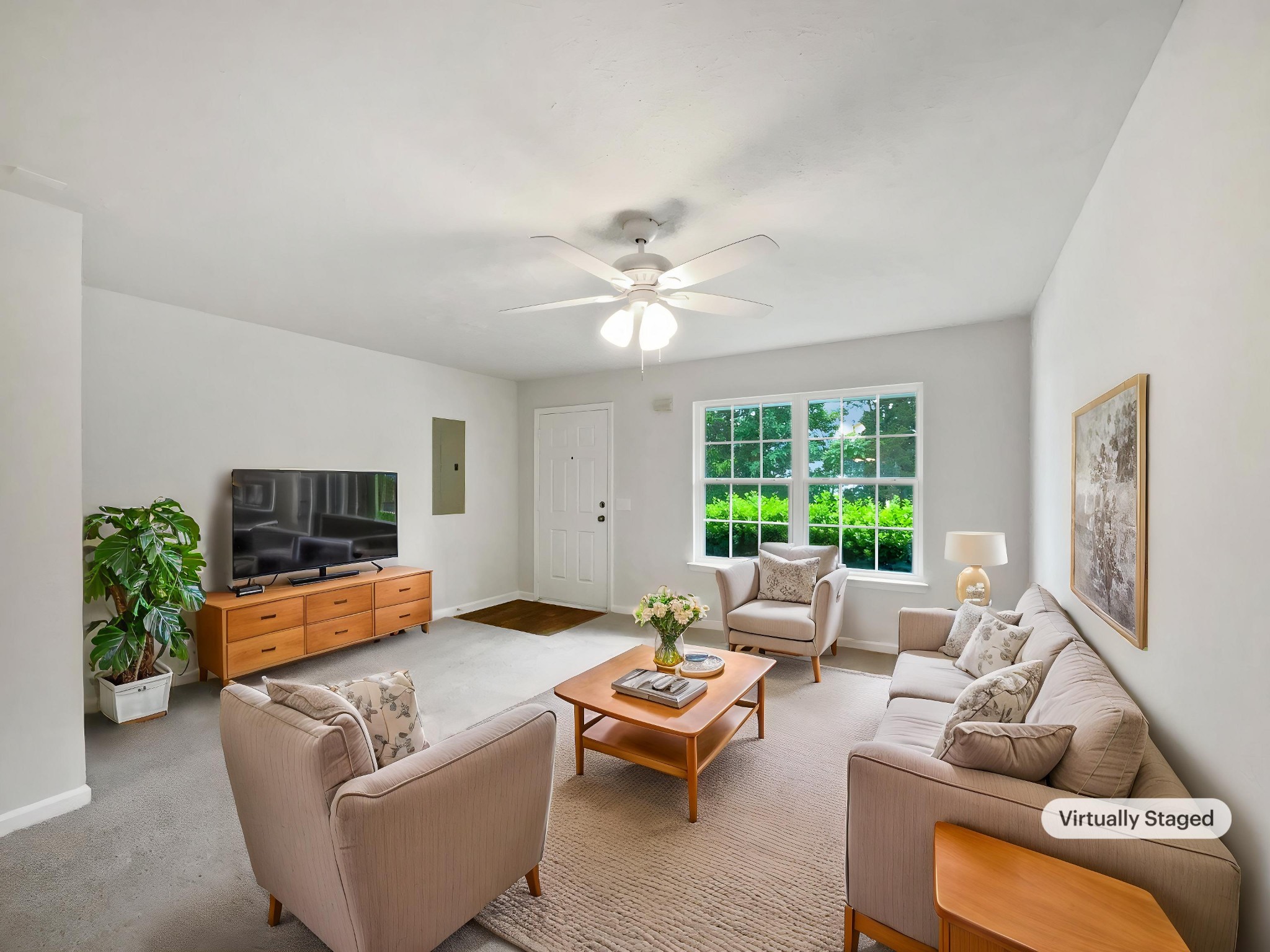 9004 Nathanael Dr Property Photo 2