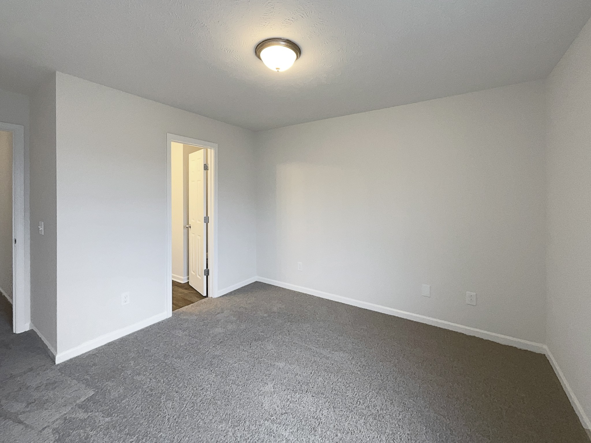 9004 Nathanael Dr Property Photo 10