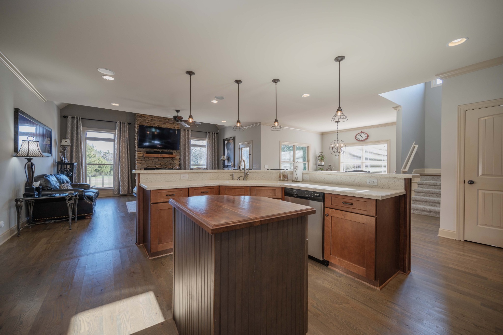 1118 Averwater Run Property Photo 12