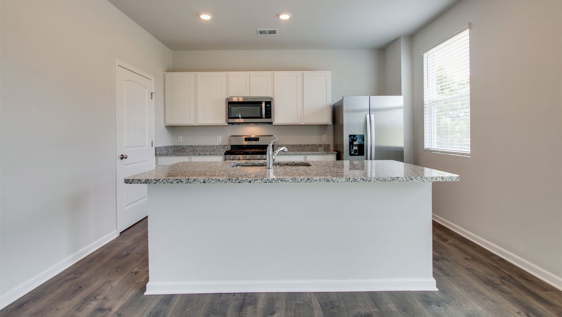 5437 Mason Way Property Photo 3
