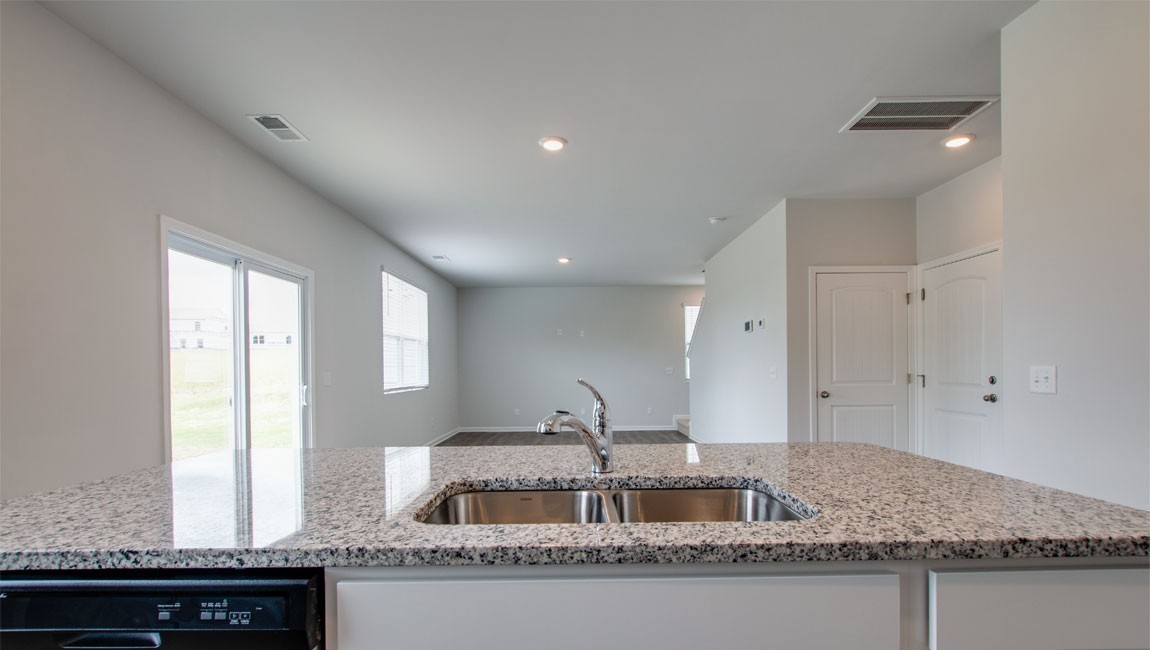 5437 Mason Way Property Photo 6